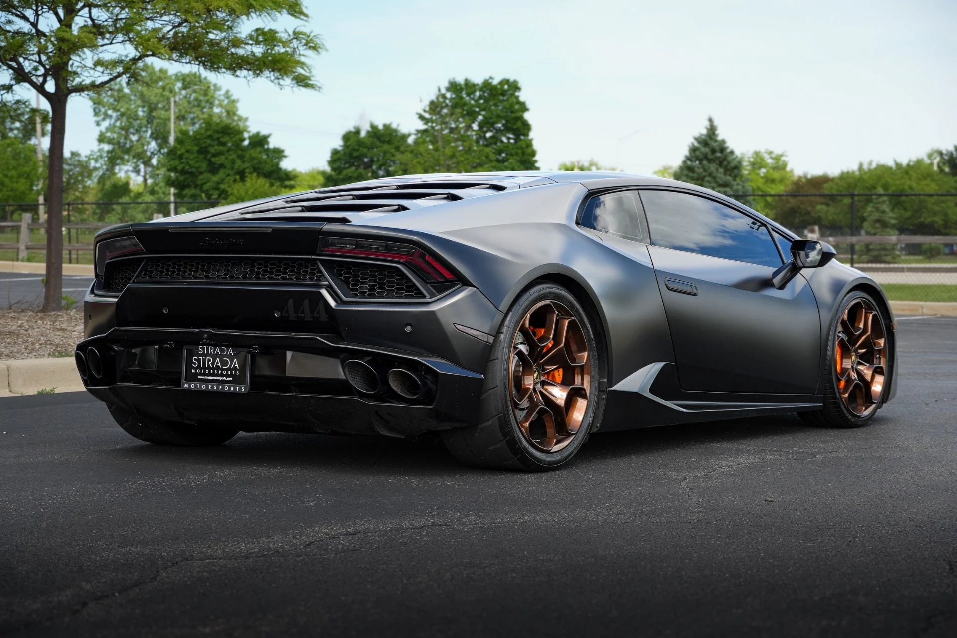 mph006_2143507892_Used_2019_Lamborghini_Huracan_LP_580_2_1779311317_f6870b28f1