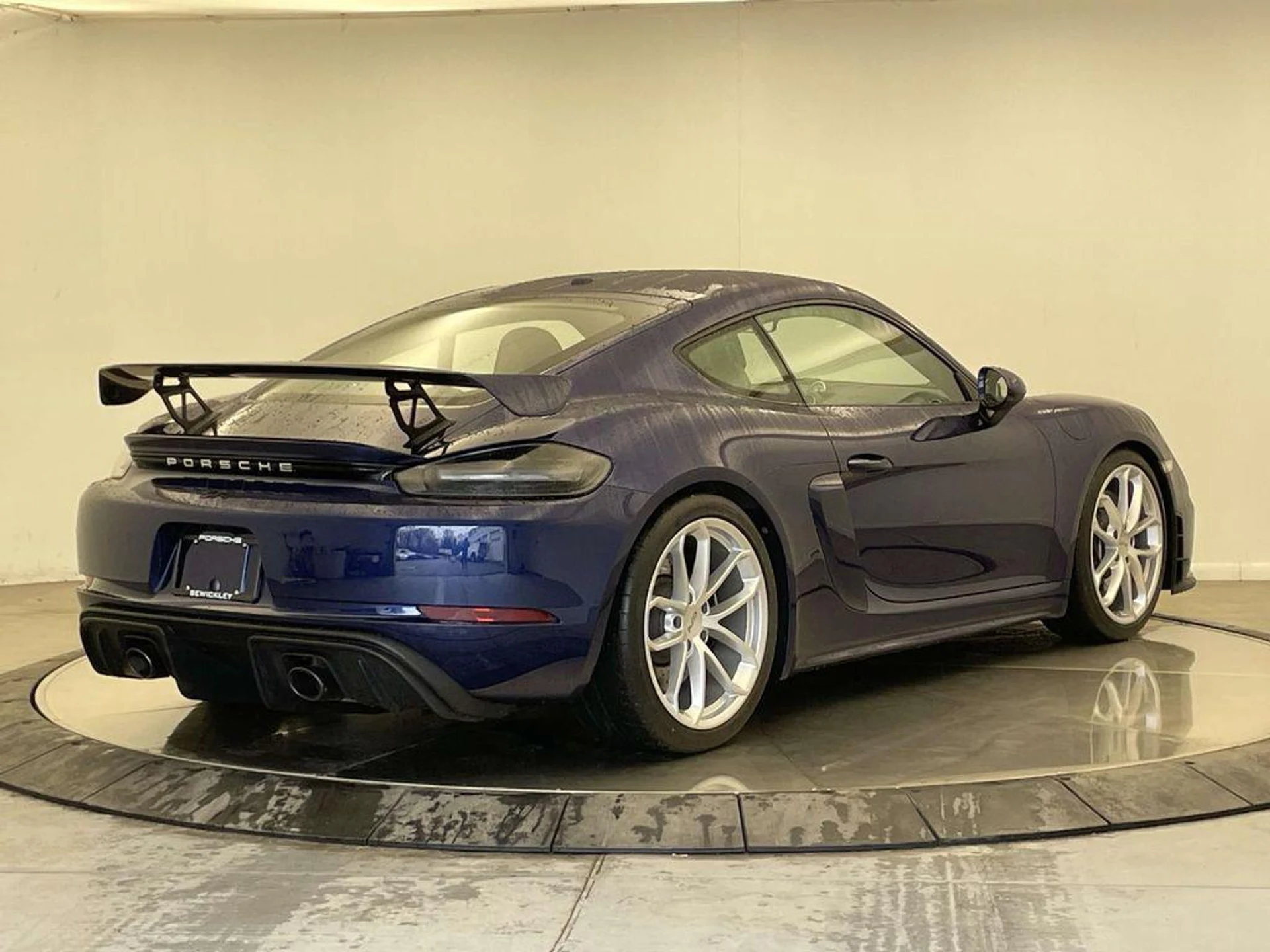 mph006_214575036_H_Os5_Kl7_Tn_LRE_Rs_D0_HXKBF_Cz_Puh_A_94ca8e0870