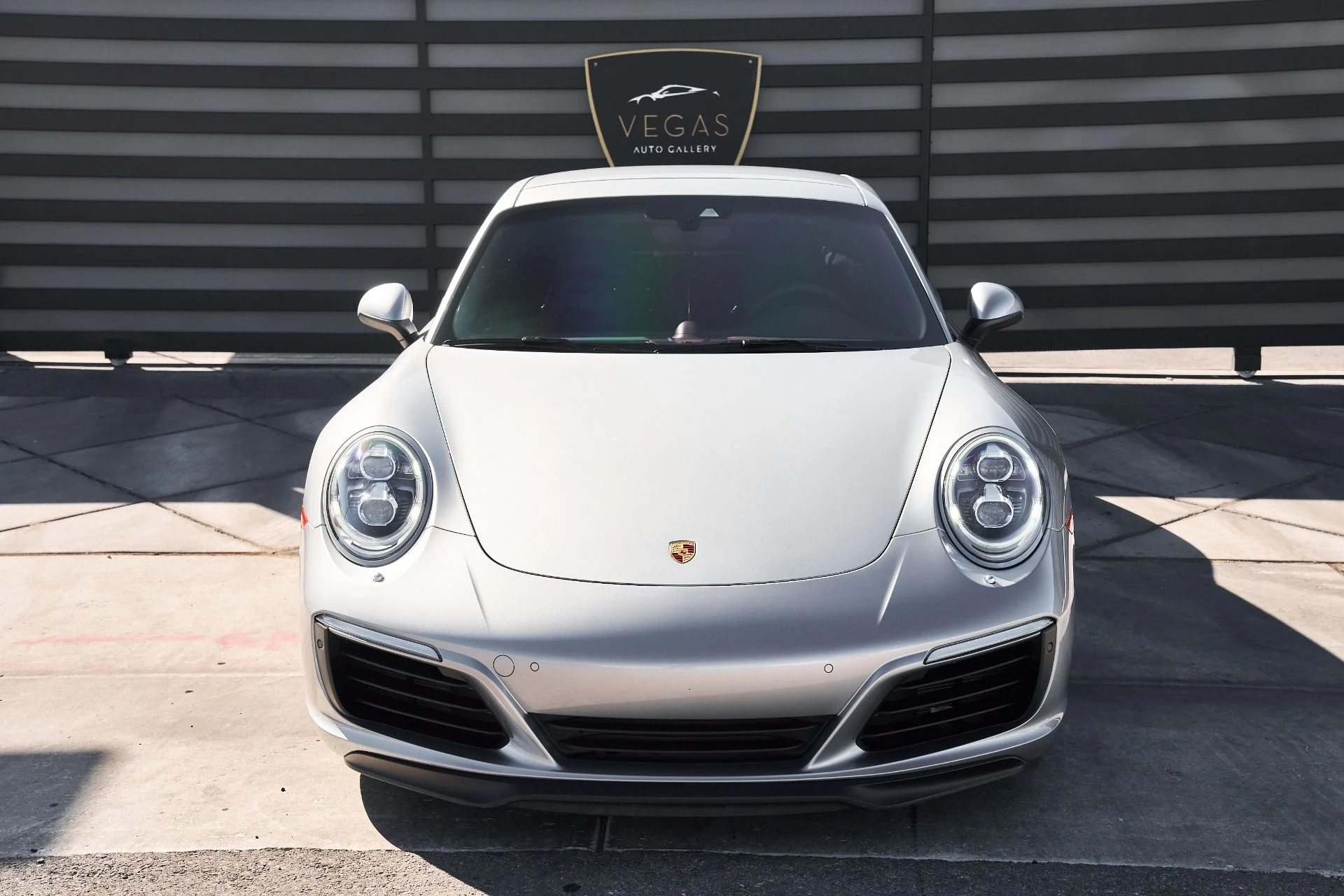 mph006_2152840710_Used_2017_Porsche_911_Carrera_4_S_1759899277_02d3ba7ccf
