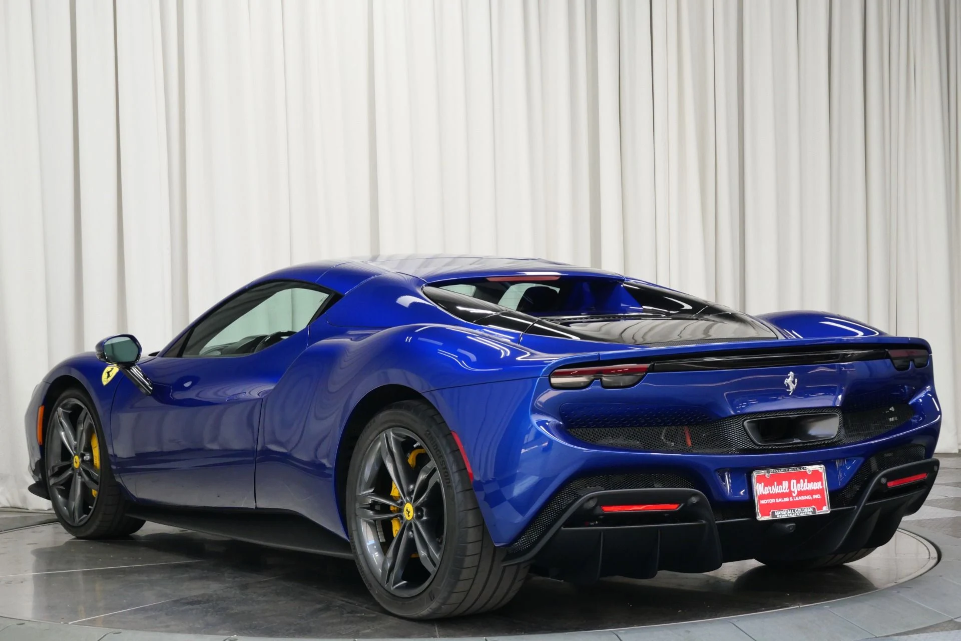 mph006_2154747189_Used_2025_Ferrari_296_GTS_As_New_With_181_Miles_818_Horsepower_Carbon_Racing_Seats_1756149197_177fc4e92a