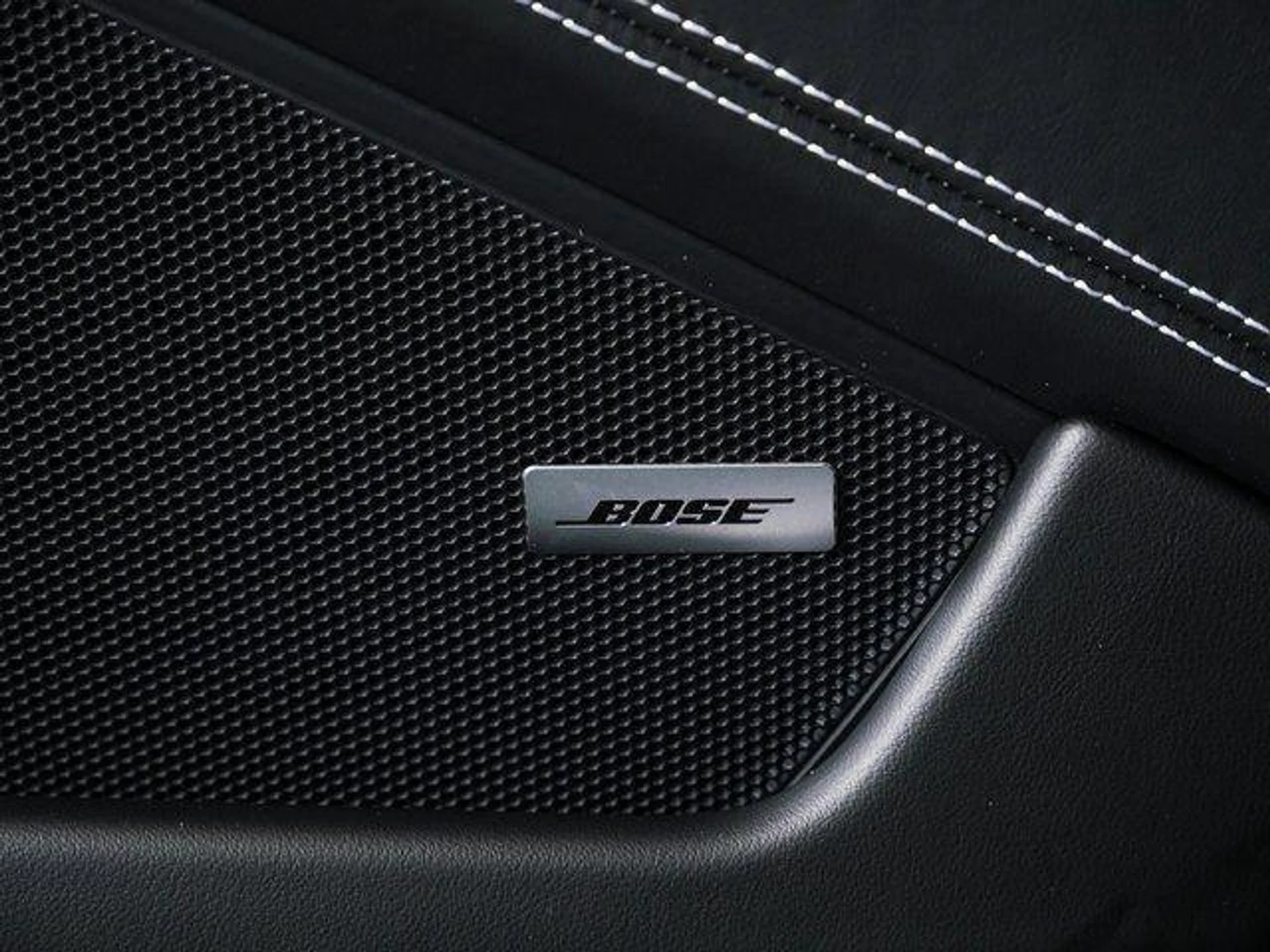 mph006_2155207876_0_D_Bi5f_SCU_Kw_Ho6_Zx1xnyvh_GV_IA_3b367e9eca