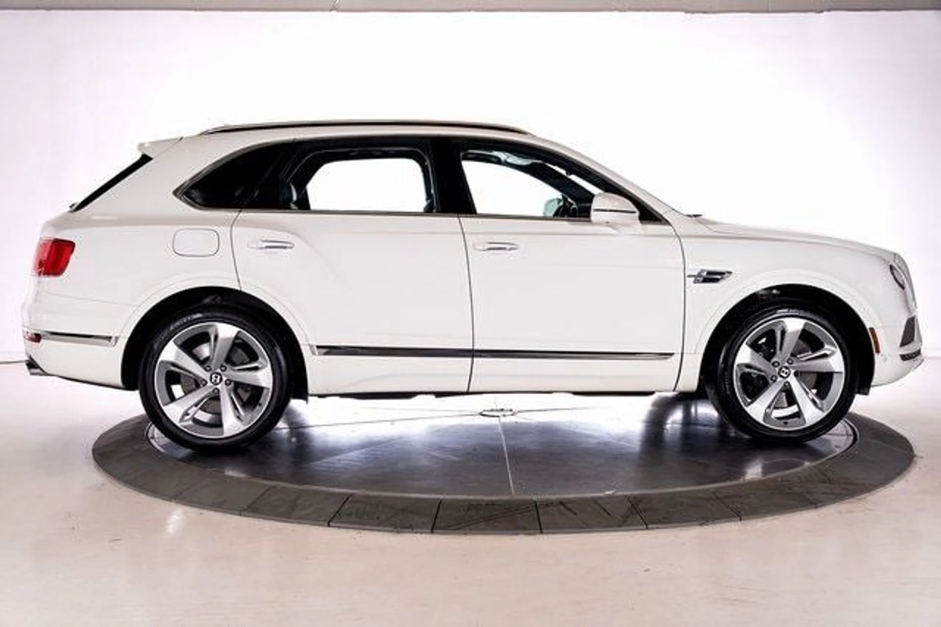 mph006_2155952671_57e3d8bc795f5555c951514bb43be10cx_b763714447