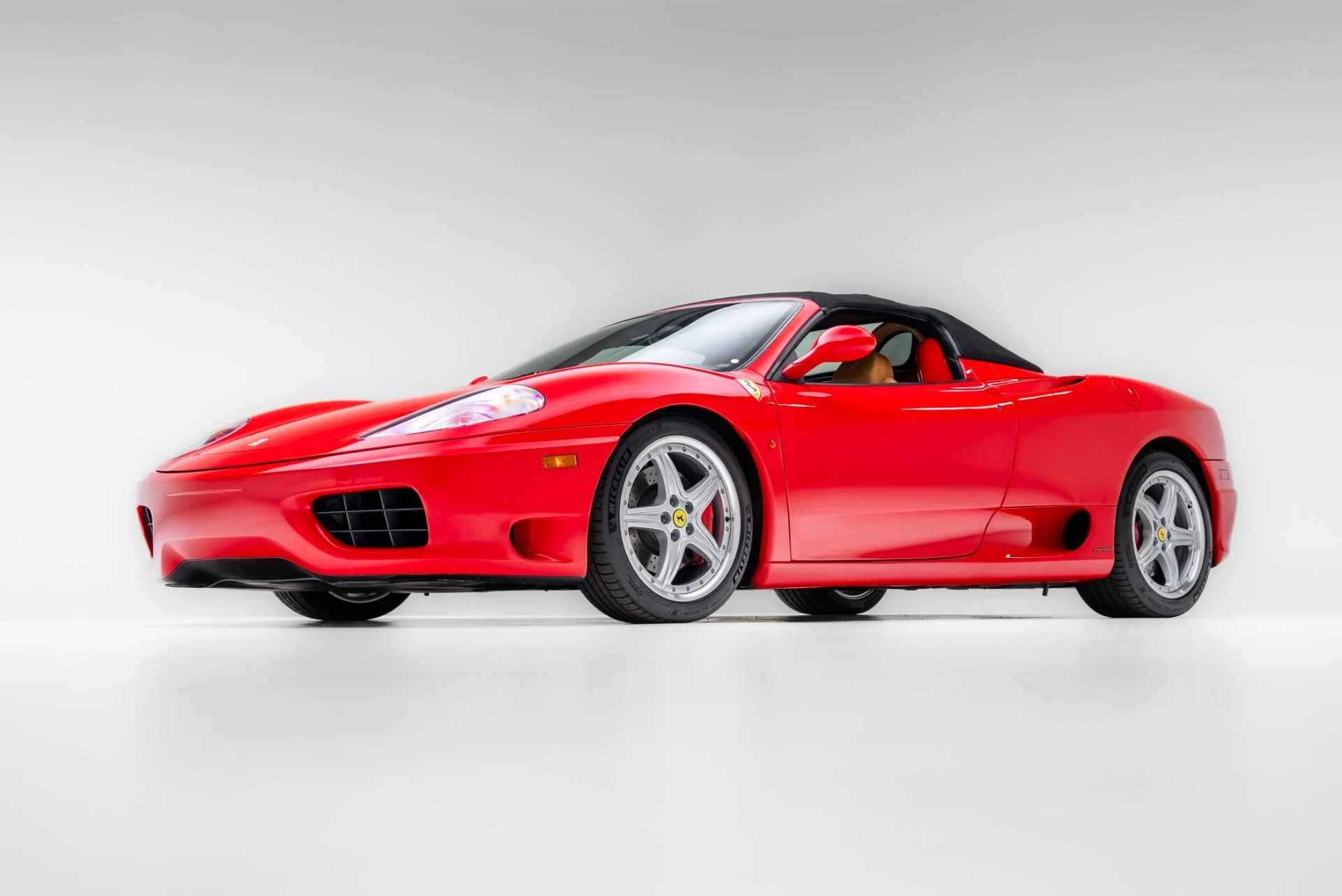 mph006_215738334_Used_2004_Ferrari_360_Spider_1772051190_396348c0e9