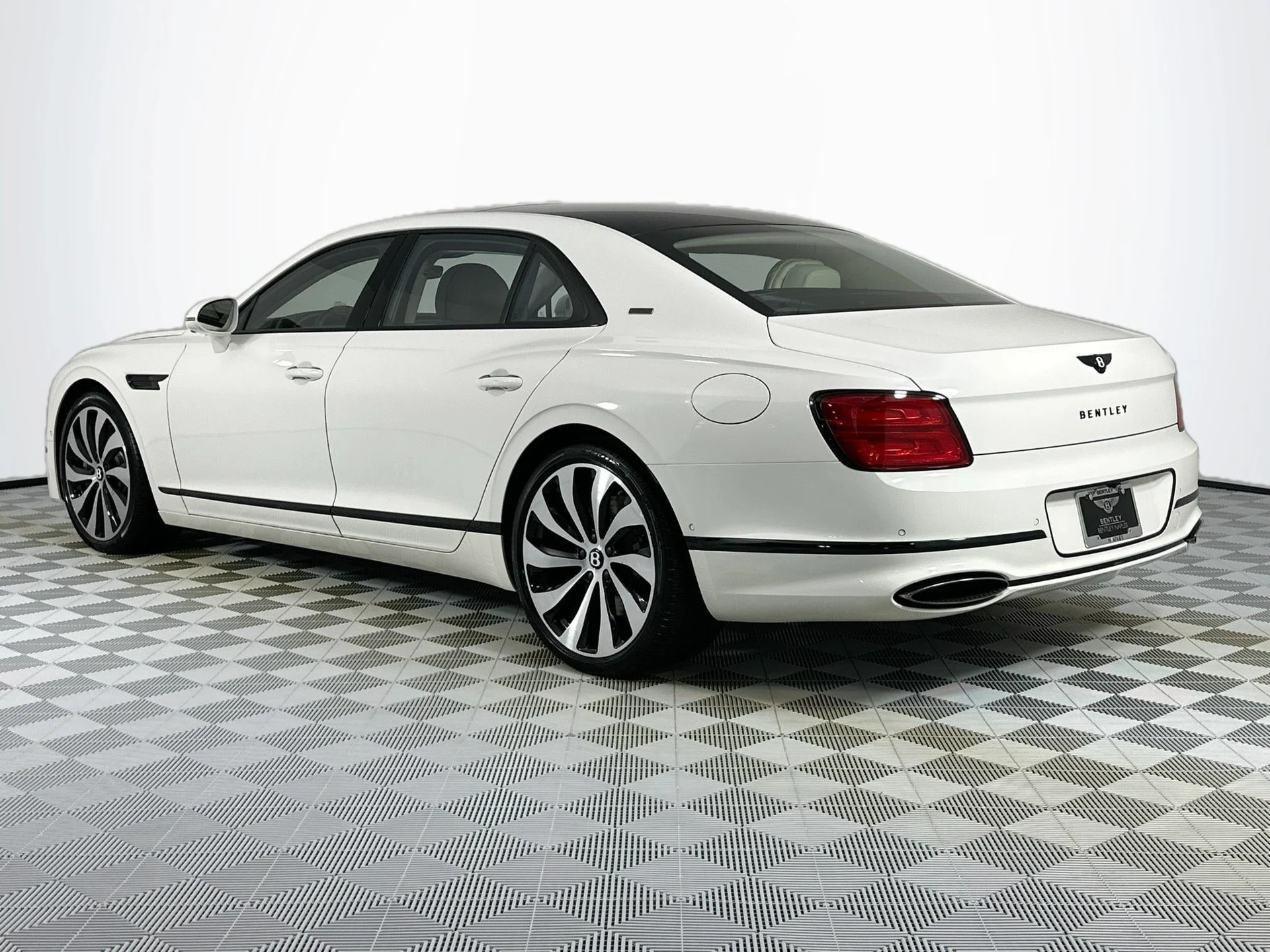 mph006_2159436179_7_c969ce5d16