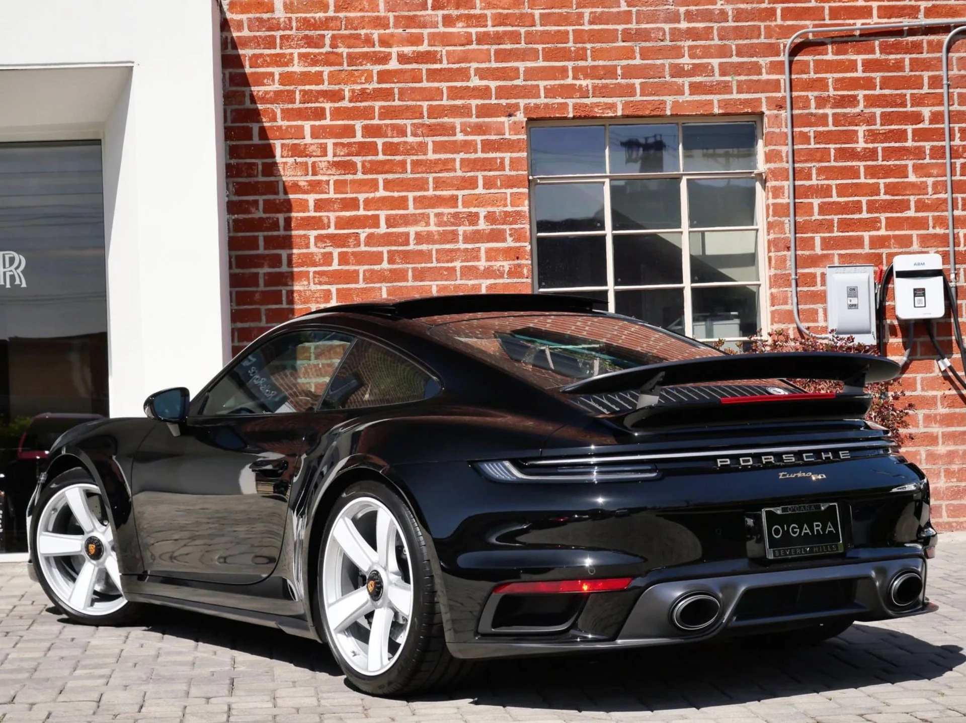 mph006_2166835816_68f530842d8e49f696121a699a737c2b_0f2ec85710