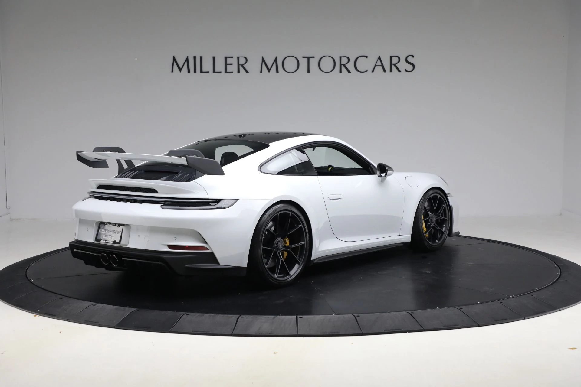mph006_216901742_Used_2022_Porsche_911_GT_3_5c3f005479