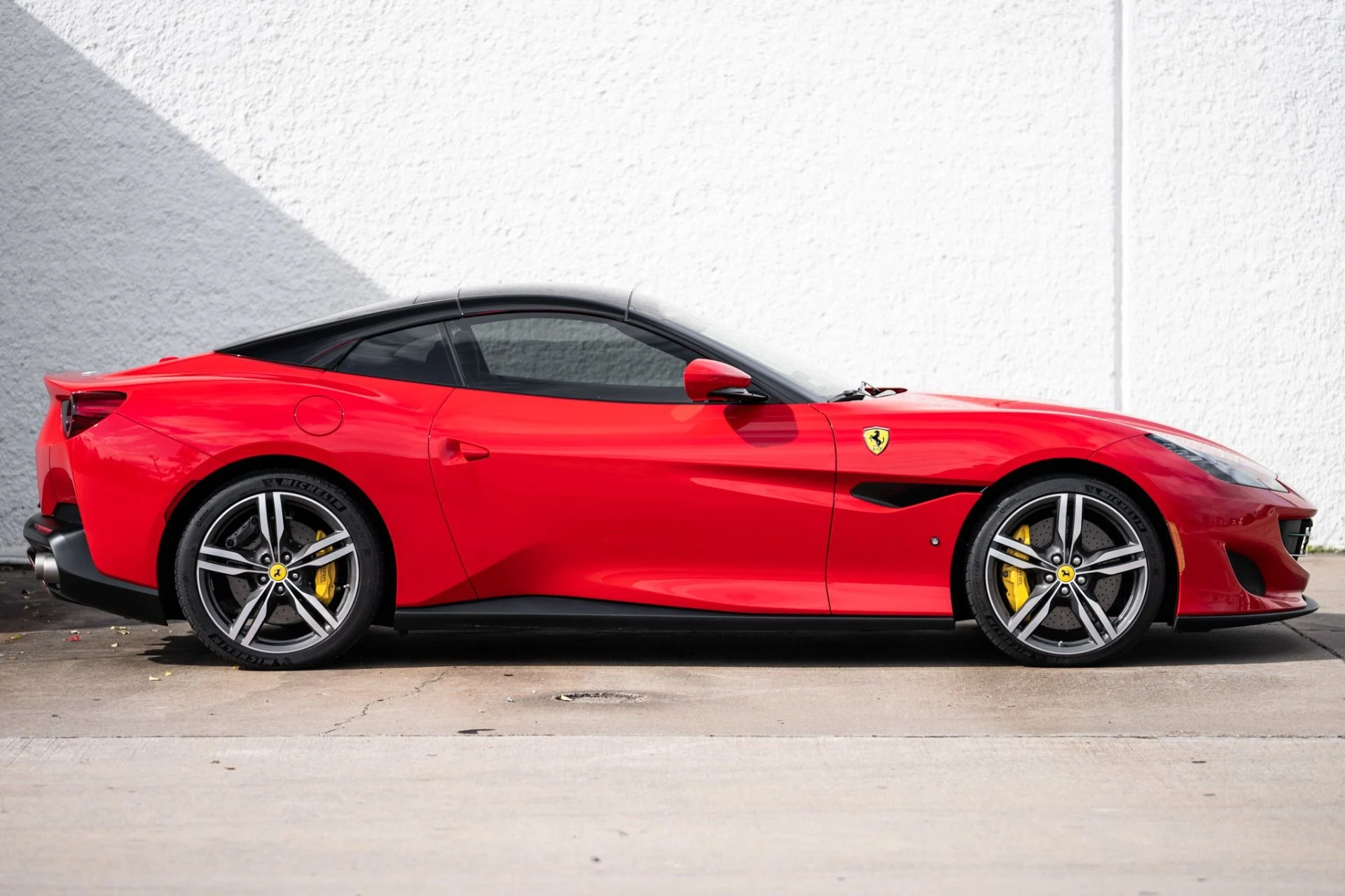 mph006_2173039032_Used_2019_Ferrari_Portofino_1768420452_1621df289f