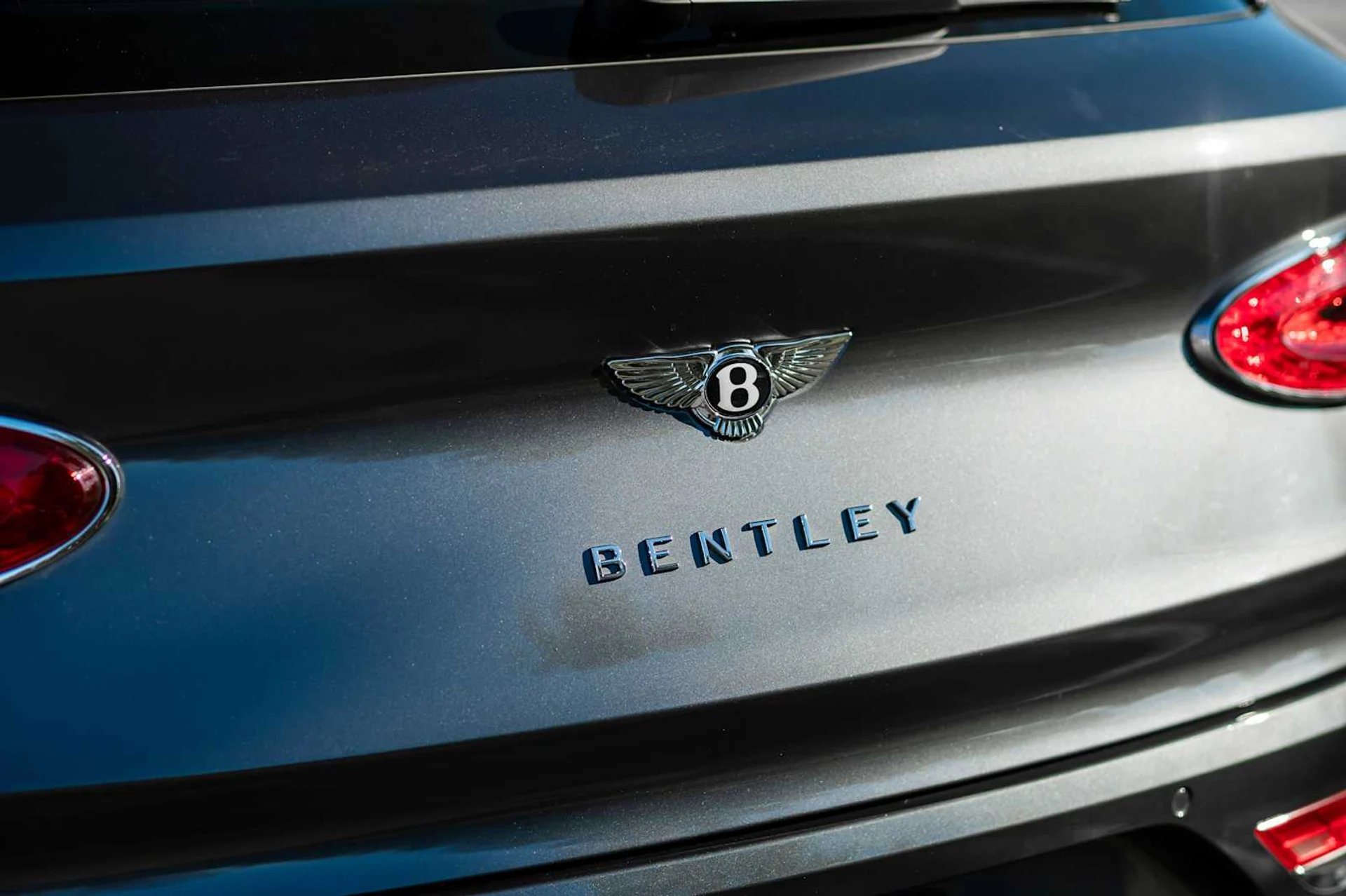 mph006_2173830044_397e57d70f545facf9143e4168cddf12x_29a249f801