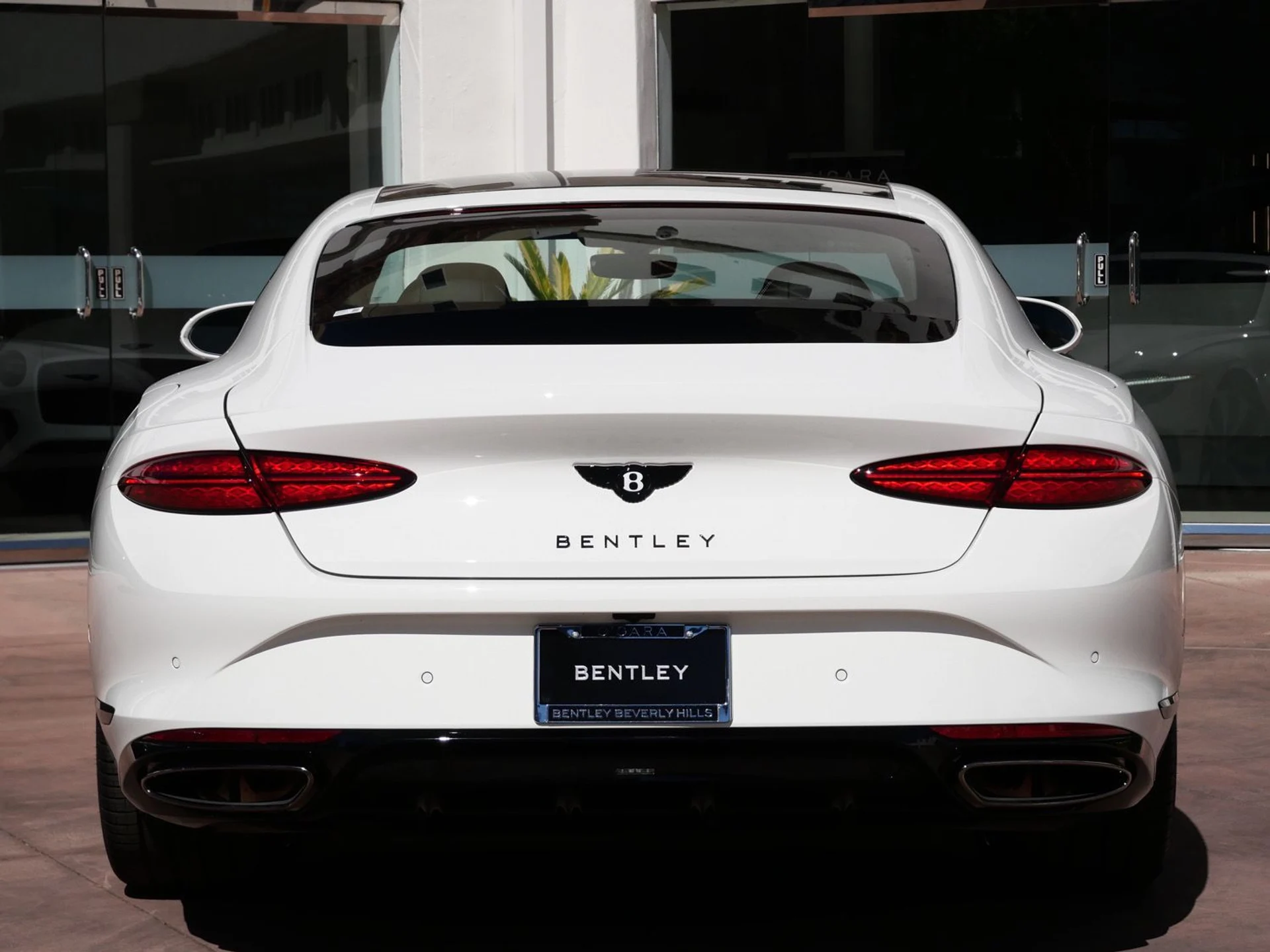 mph006_2177851726_e04b72c6341f083d13e5ebbe2d86bdb7x_b5d6f498bc