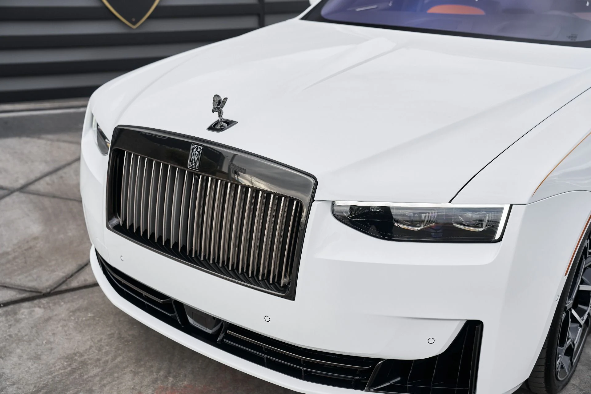 mph006_2179964109_Used_2025_Rolls_Royce_Ghost_Black_Badge_1763167754_c95807db1d