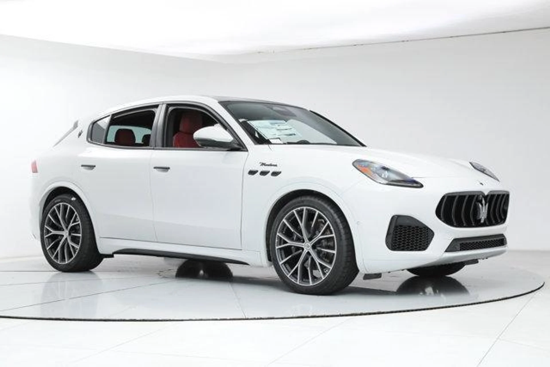 mph006_2180069941_h2_Kx_JXT_Yi9bfc_K9ro_Ndnguclv_EM_cbc66edc09