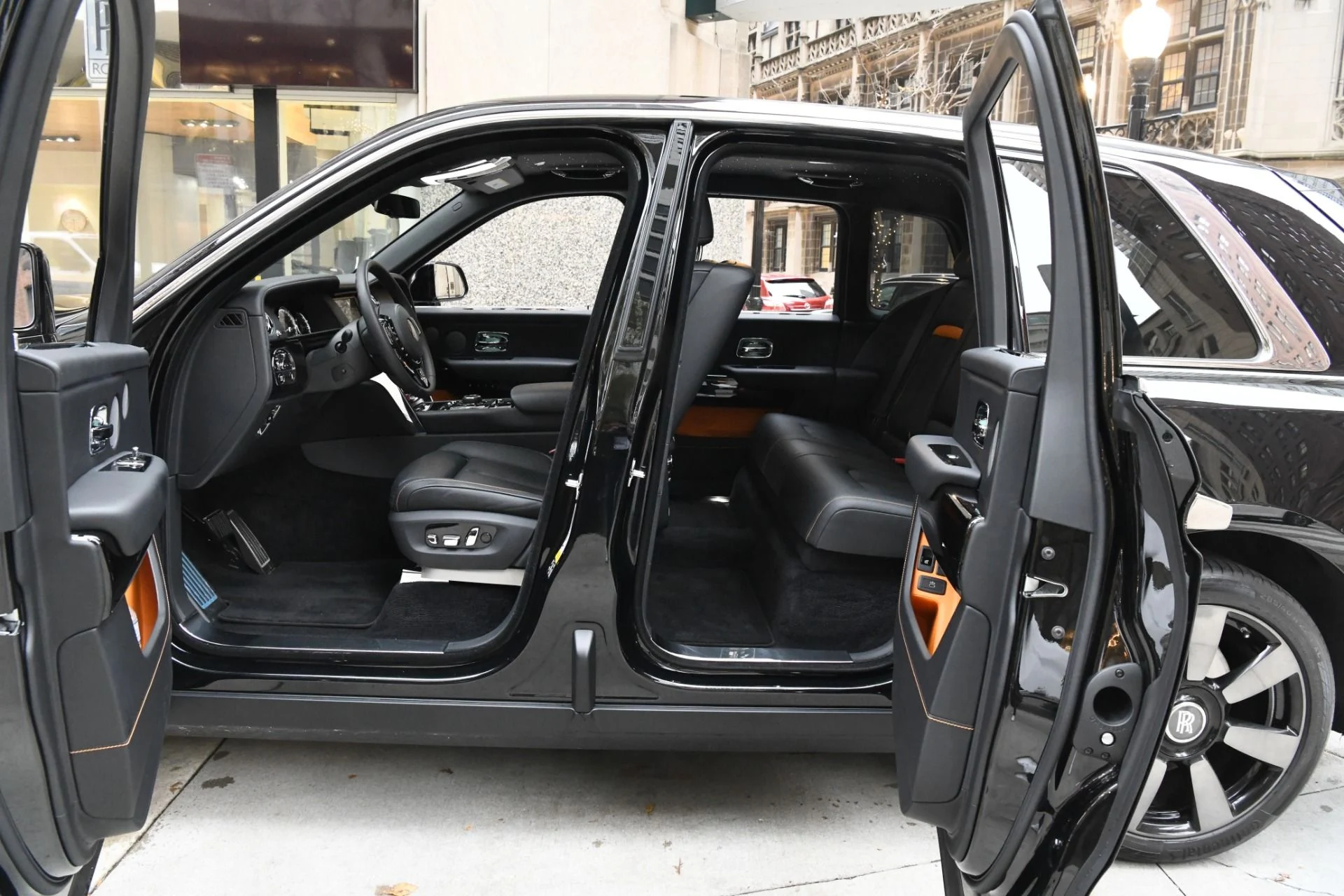 mph006_2183465041_11027_p8_l_590100bbfe