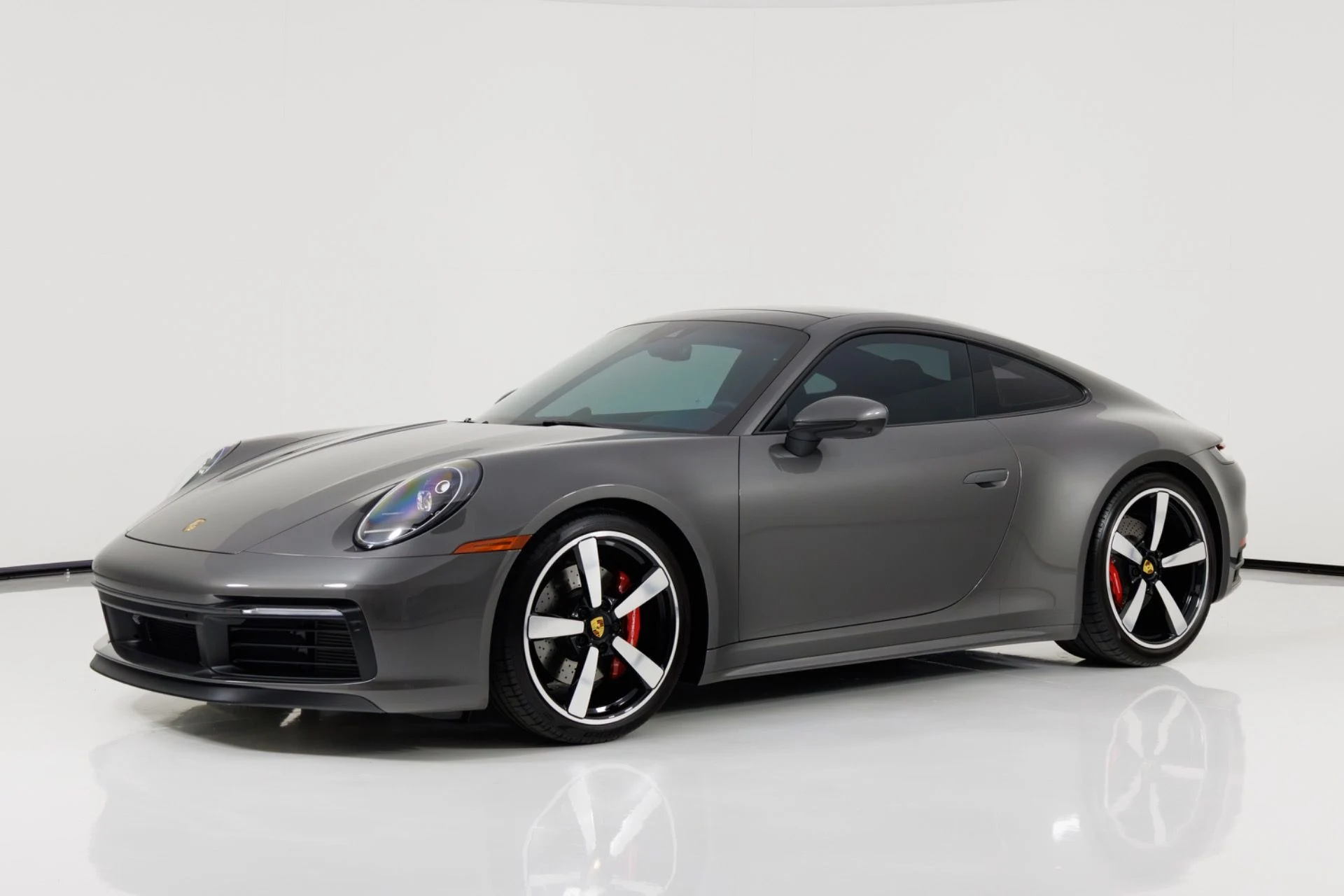 mph006_2186553037_Used_2024_Porsche_911_Carrera_4_S_1773868752_1727393941