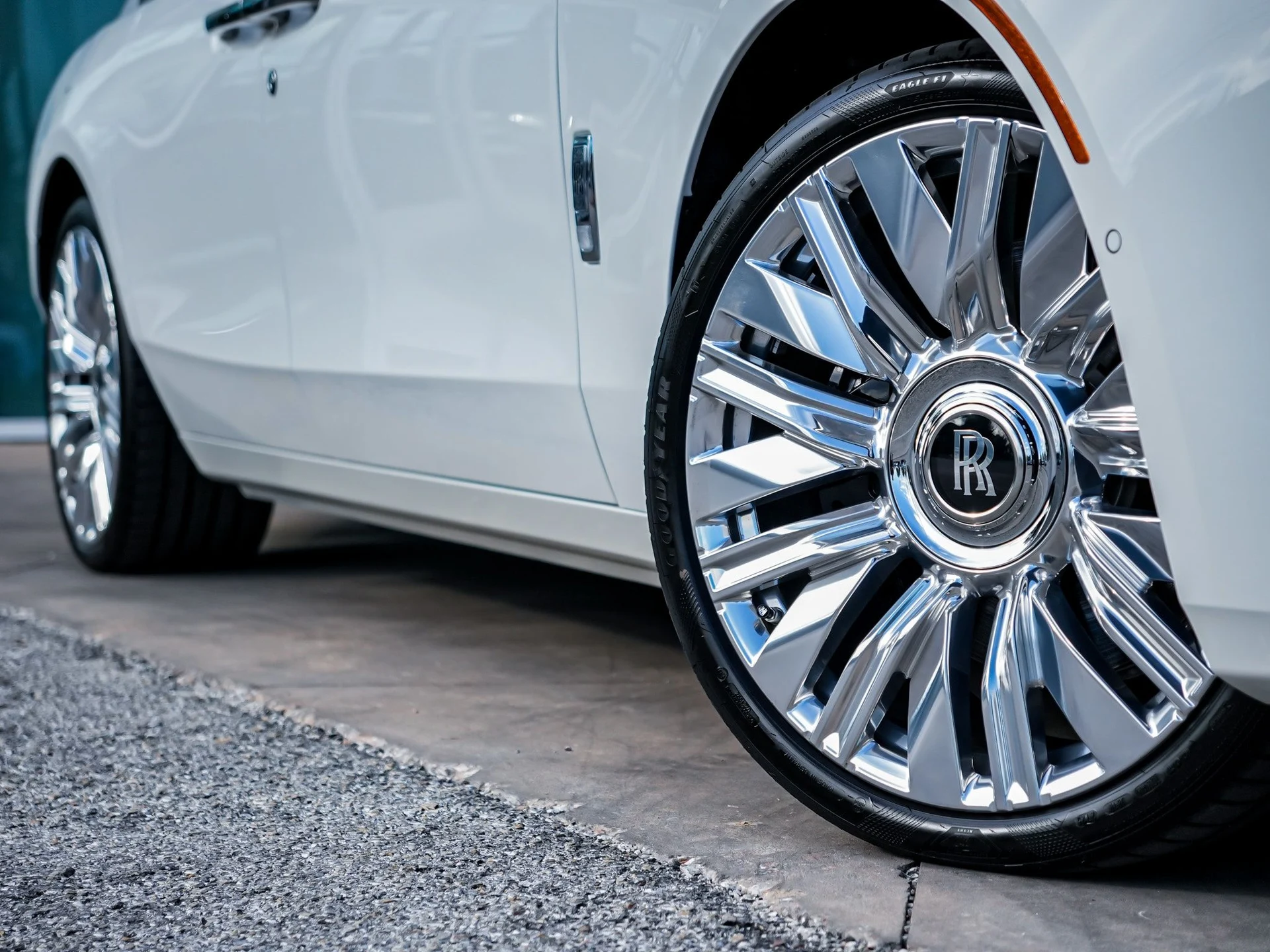 mph006_2187128252_Hi_Tech_Luxury_Imports_LLC_SCA_23_GZ_00_VU_236165_image_6_a7cd0c9647