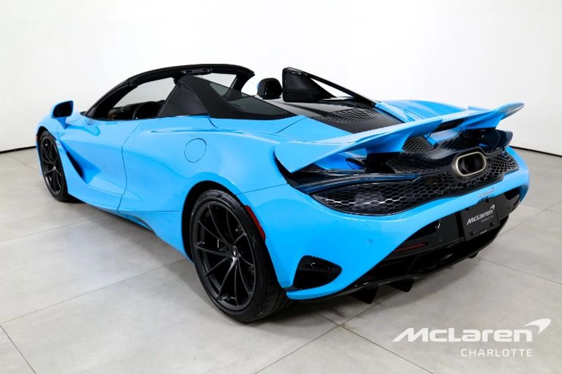 mph006_2190107099_Used_2027_Mc_Laren_750_S_Spider_aeed6ce9a9