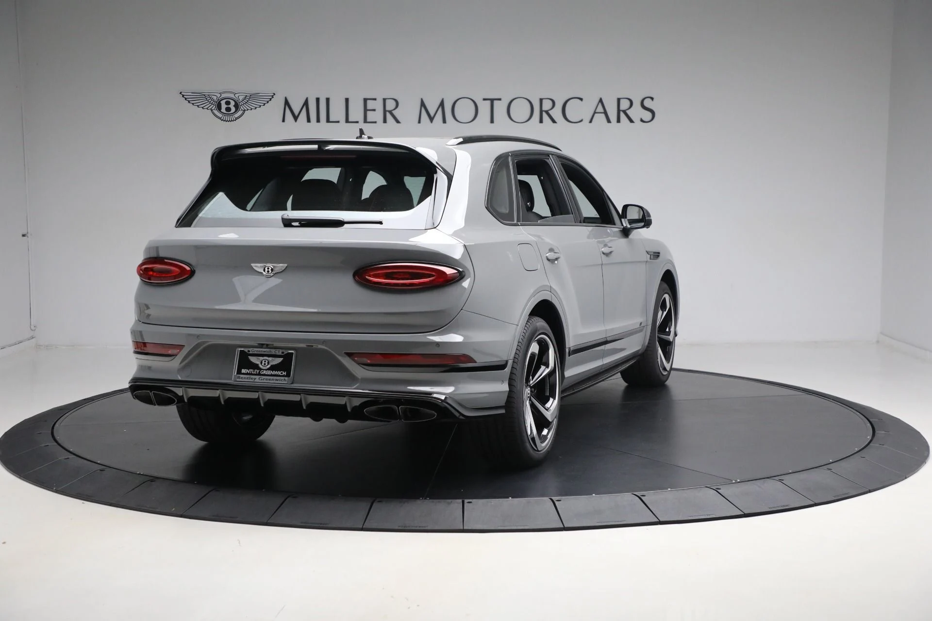 mph006_2196357344_New_2024_Bentley_Bentayga_S_V8_f727281f47