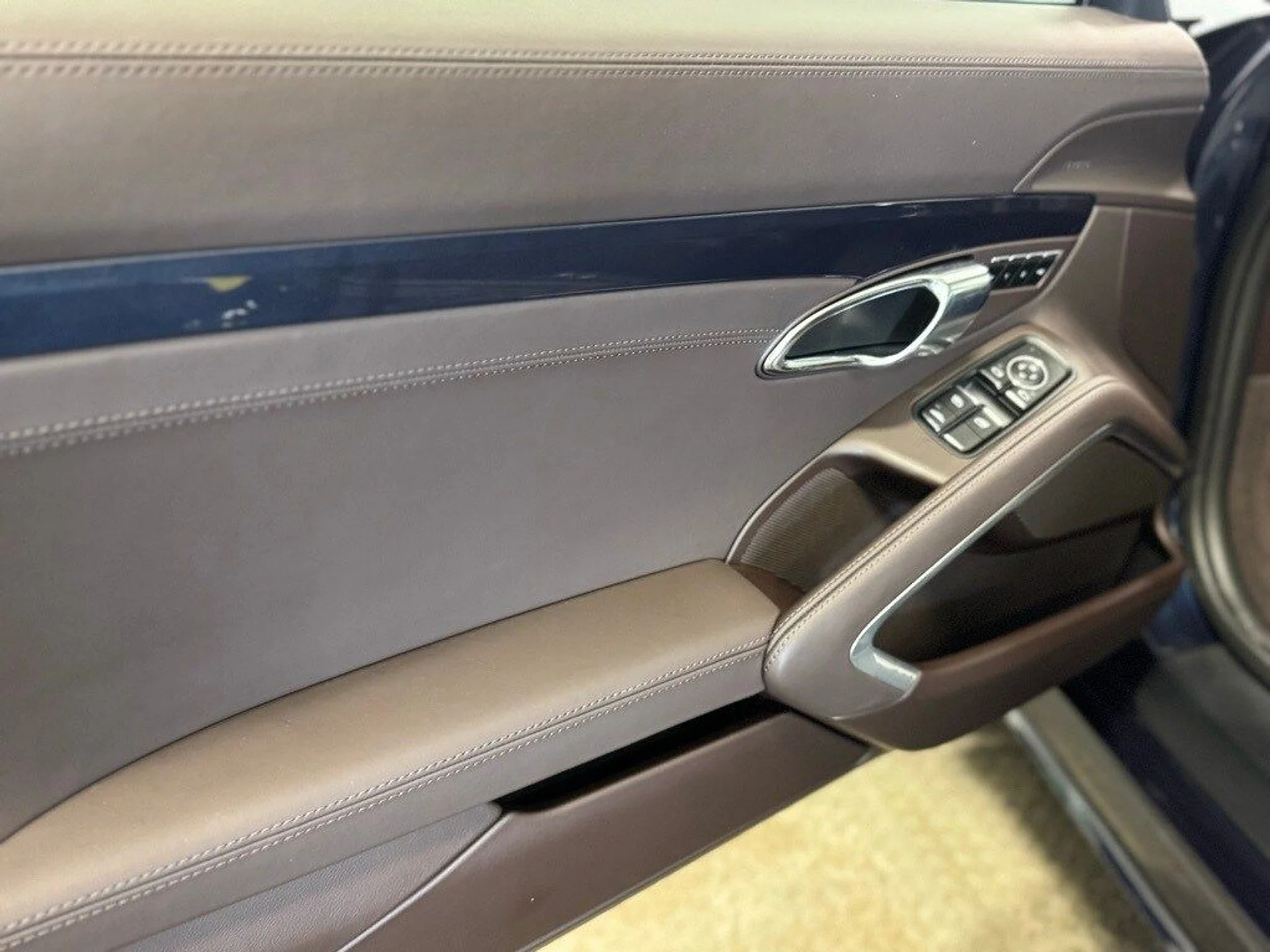 mph006_2198887164_de50460a4634ebf72a6e9fe0a45745b3x_3e96e30cf8