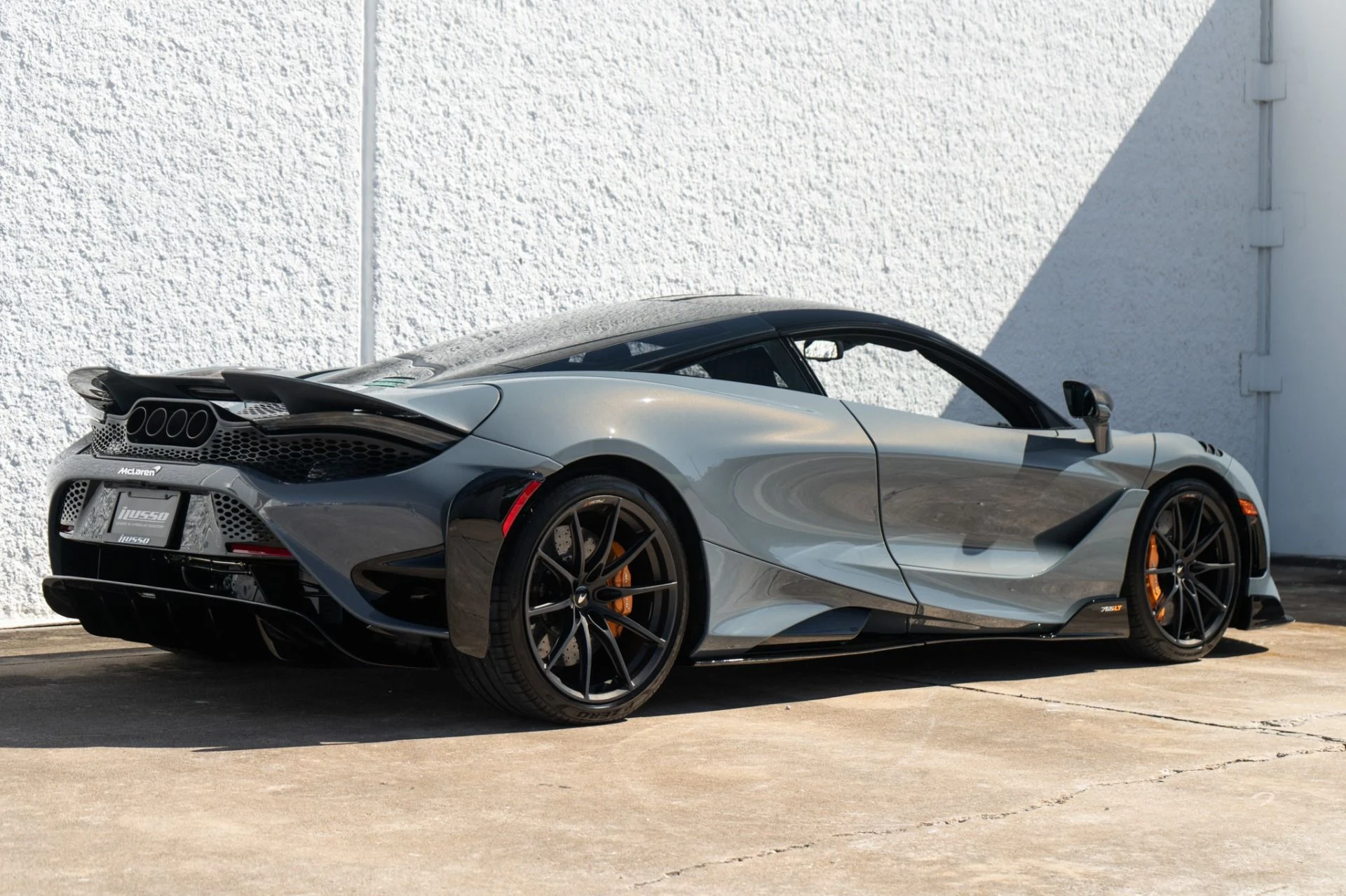 mph006_2199086443_Used_2021_Mc_Laren_765_LT_1772492755_f51eec112b