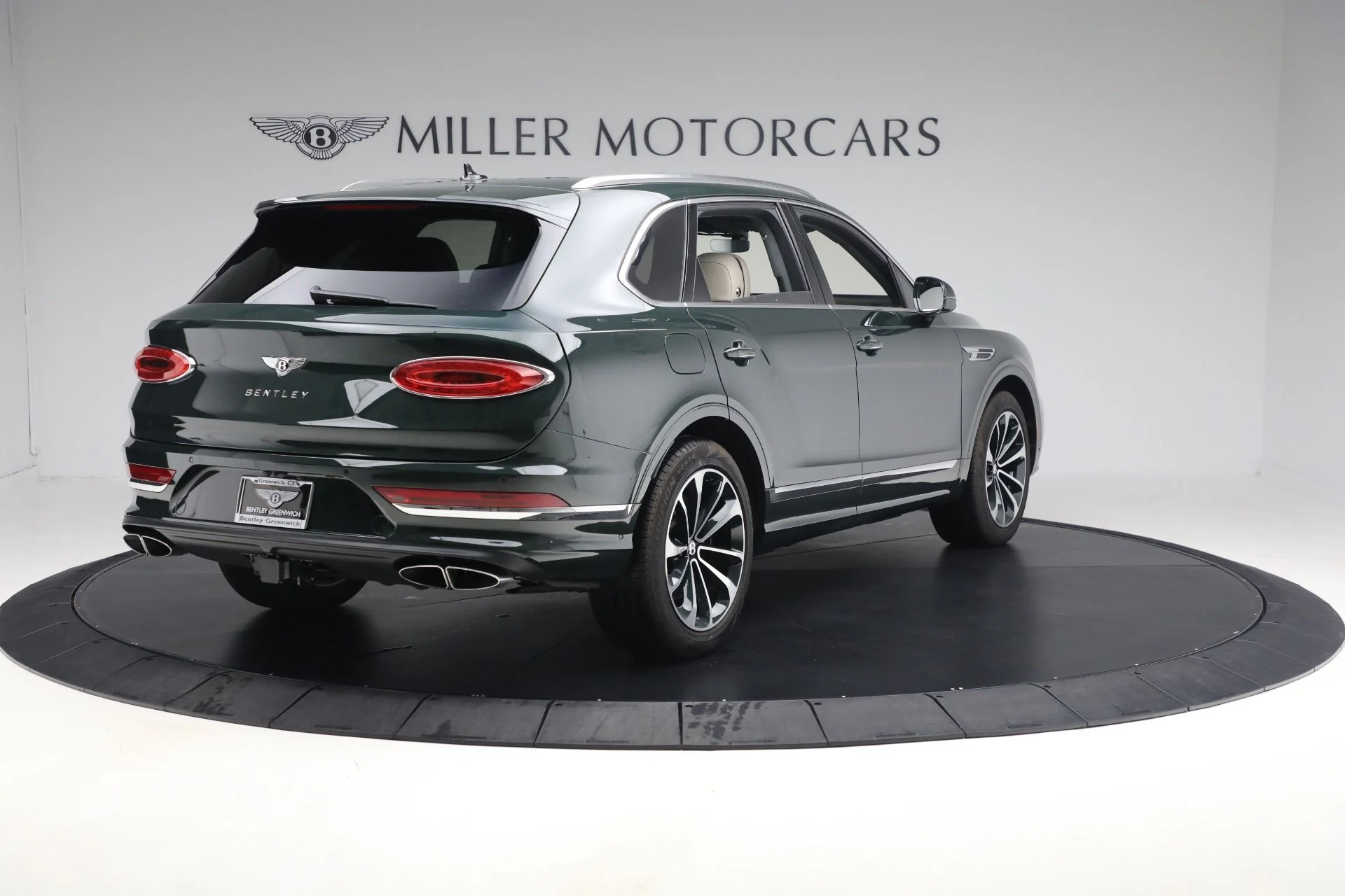 mph006_2199230450_New_2023_Bentley_Bentayga_V8_e600ed22ac