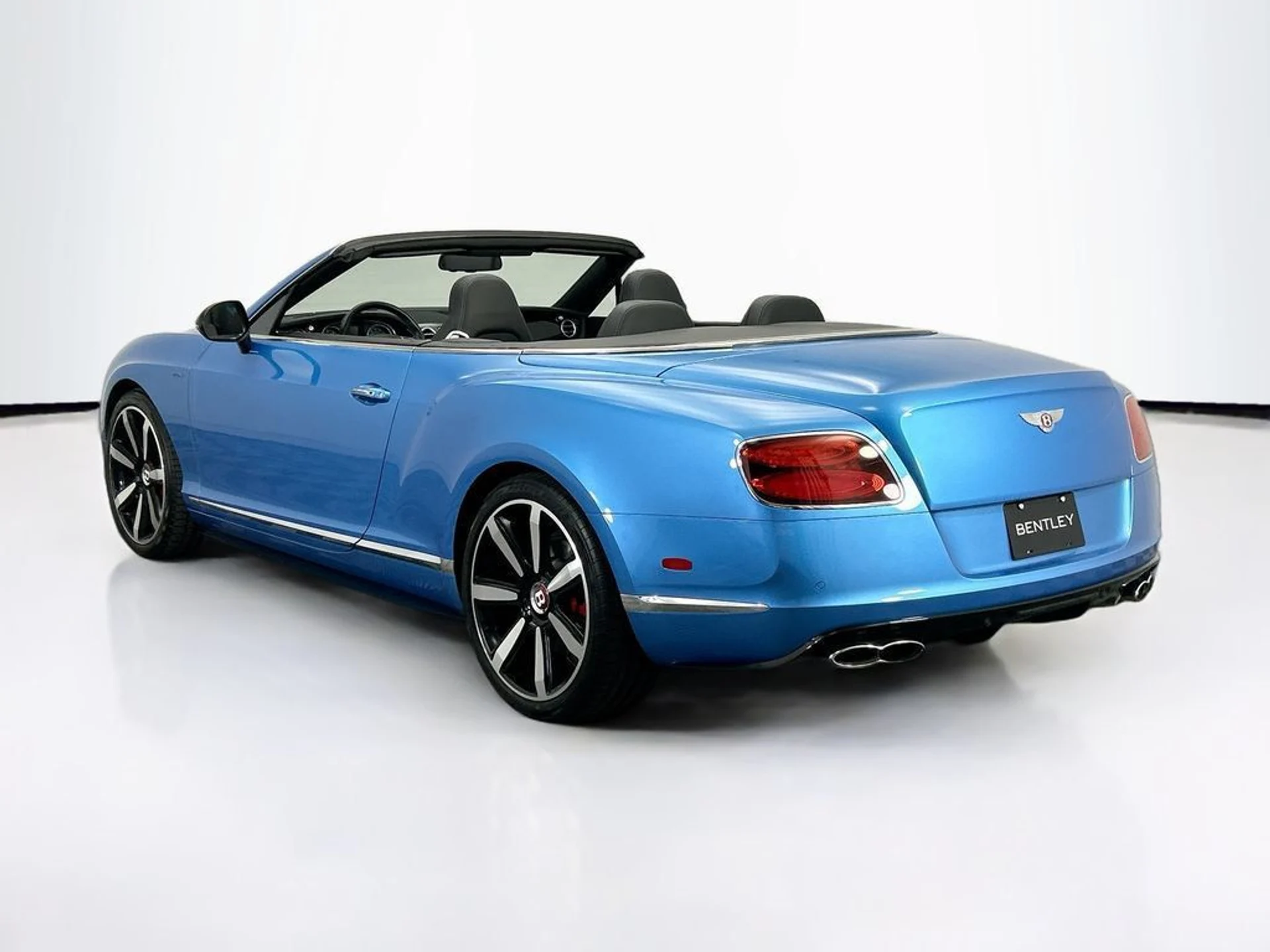 mph006_2200607541_used_2014_bentley_continental_gt_v8_s_2drconvertible_8119_22979396_7_1024_7ba17abebf