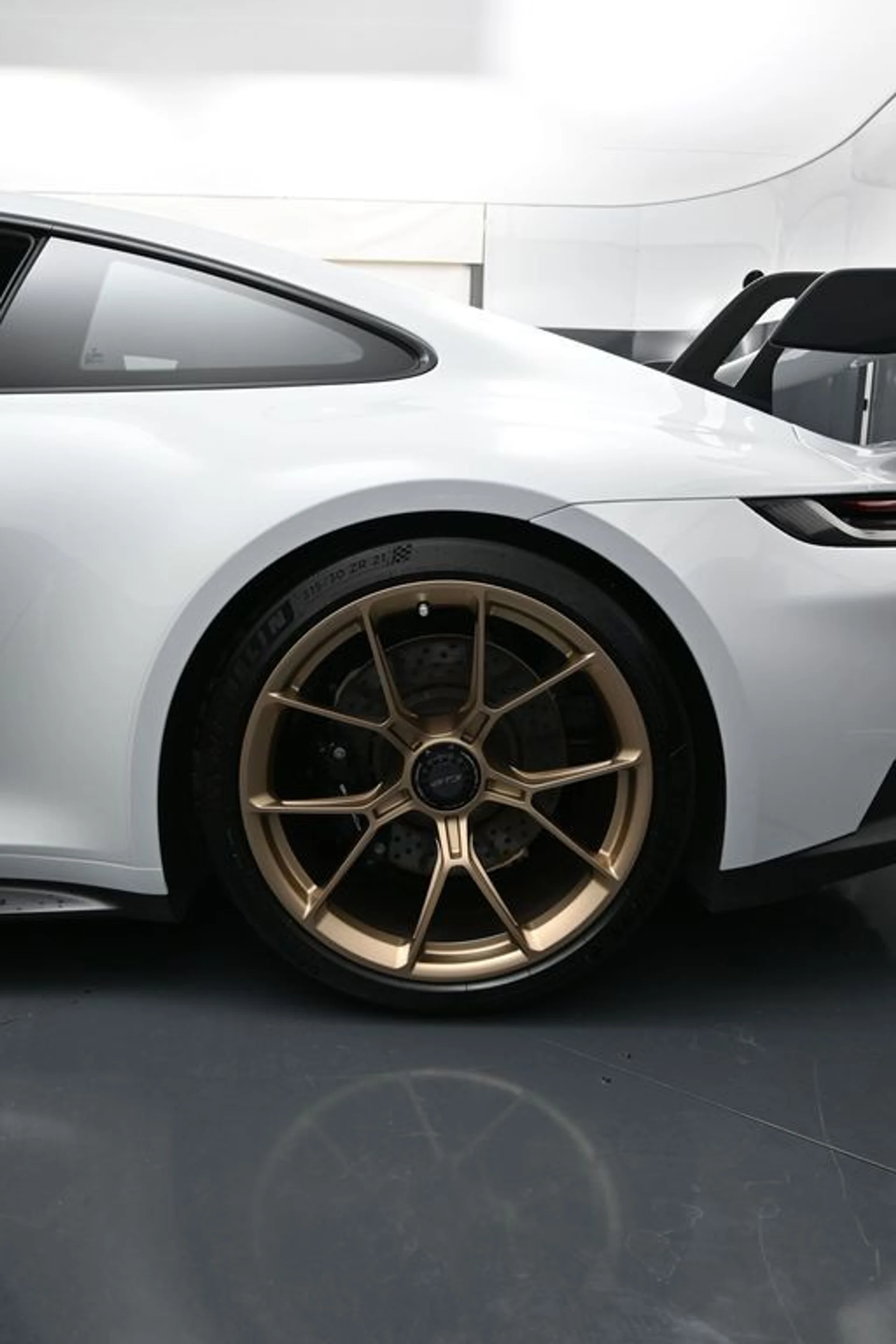 mph006_220156552_f4b9fe741196f73572cf35e1609b0093x_b25ea8124f