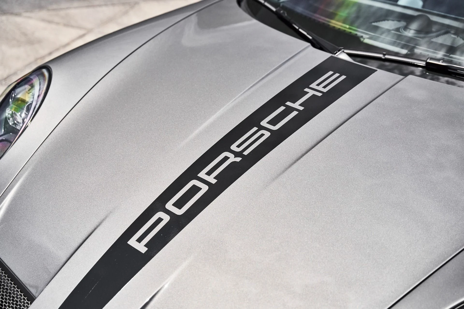 mph006_2208221508_Used_2022_Porsche_911_GT_3_1778712478_4f965c40ec