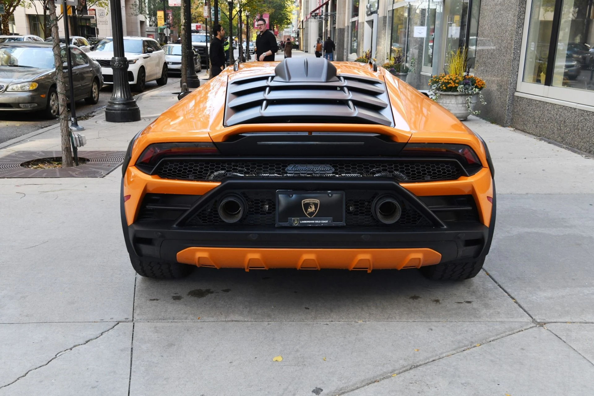 mph006_2208897323_Used_2023_Lamborghini_Huracan_Sterrato_1748536485_9f65e65f8e