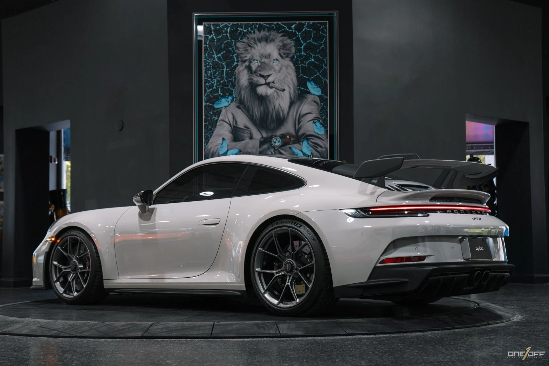 mph006_2214318496_Used_2022_Porsche_911_GT_3_209_K_MSRP_in_Chalk_w_CC_Bs_1755546501_4b6ee2de79