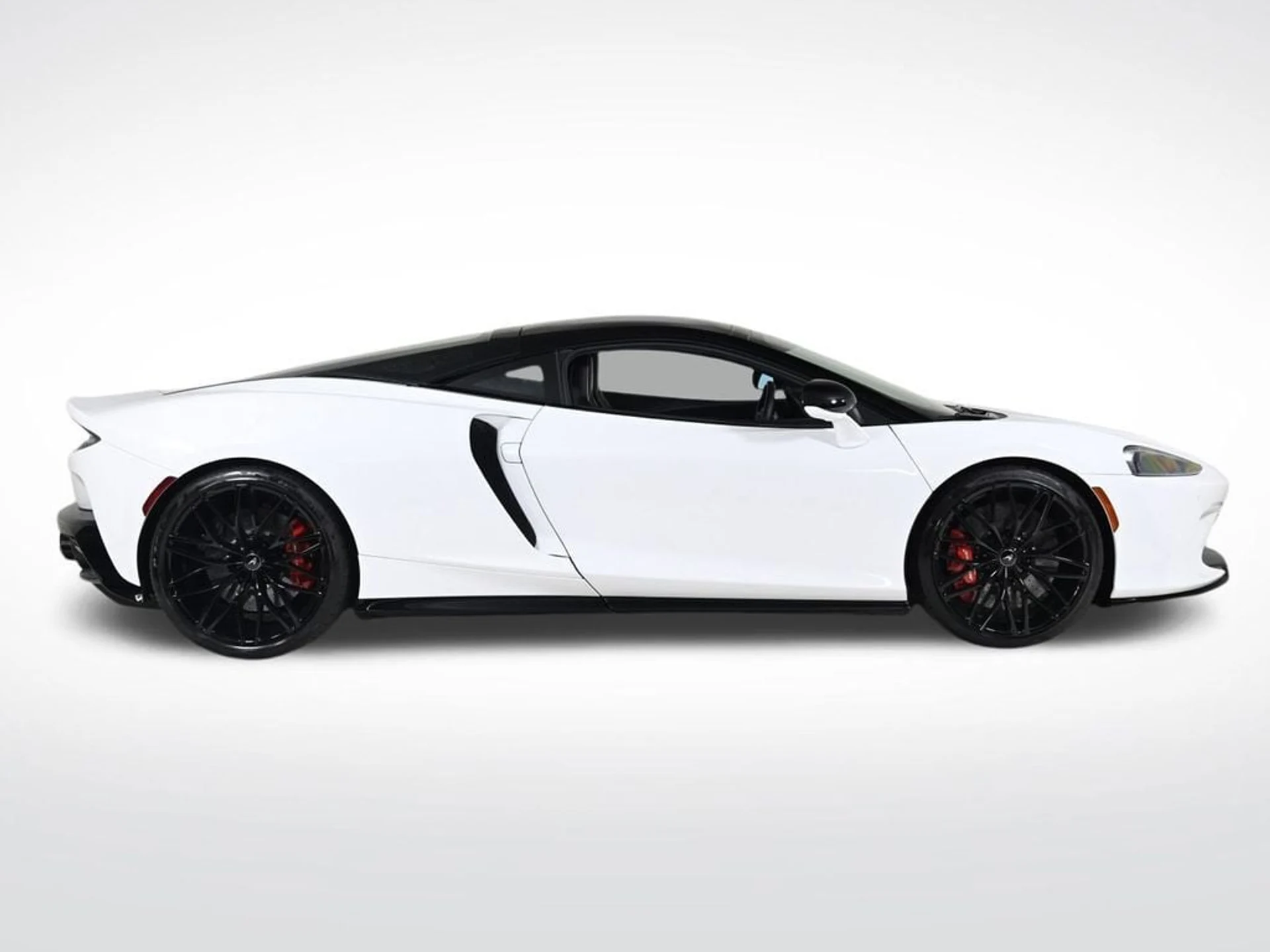 mph006_2217057213_used_2023_mclaren_gt_base_11350_22918857_6_1024_e1649c362a