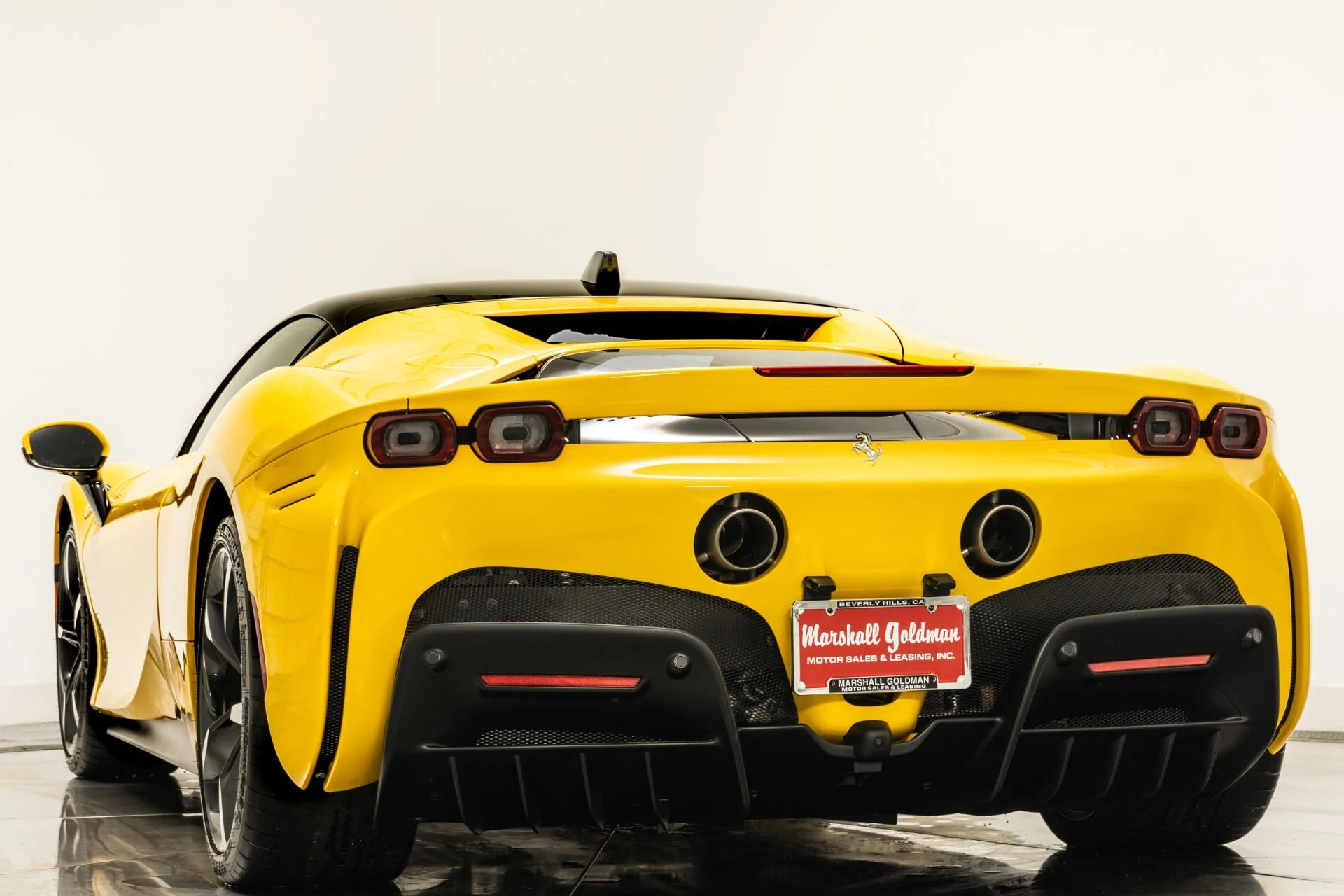 mph006_2217467186_Used_2022_Ferrari_SF_90_Stradale_1756152966_3c6b4916cc