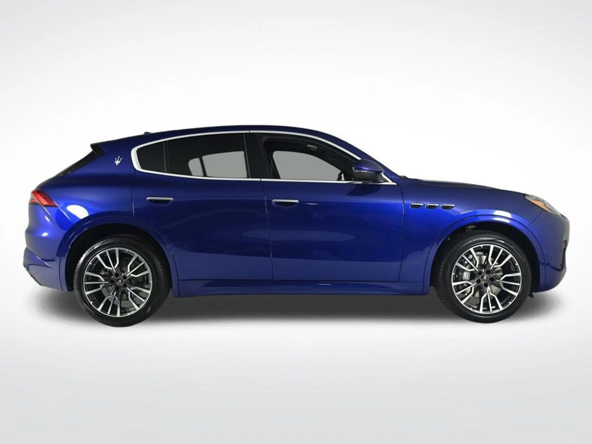 mph006_222123780_new_2025_maserati_grecale_awd_11350_22905023_6_1024_bbc98438e2