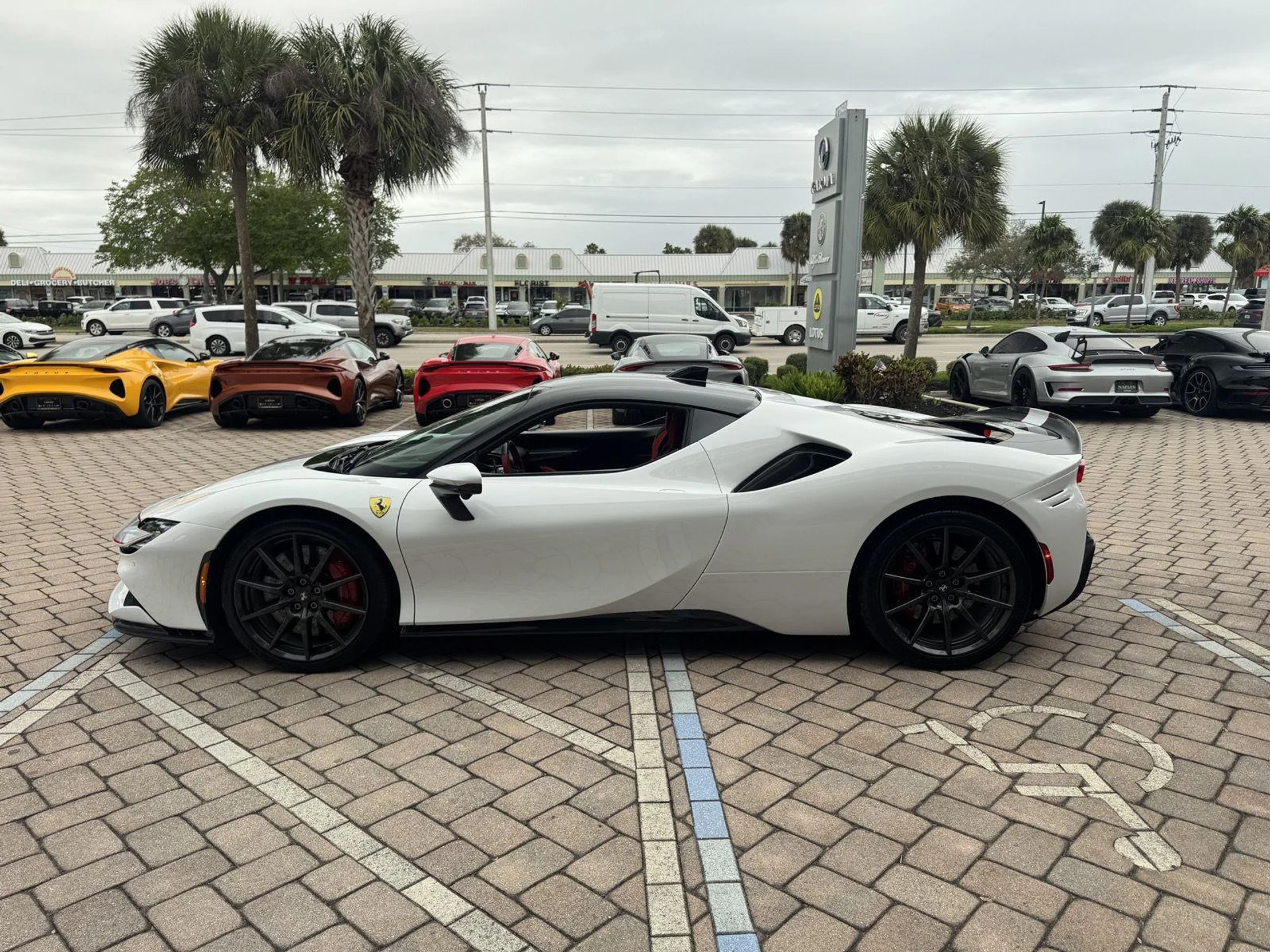 mph006_2224105434_Used_2022_Ferrari_SF_90_Stradale_Coupe_1773865365_8cf38b36b7