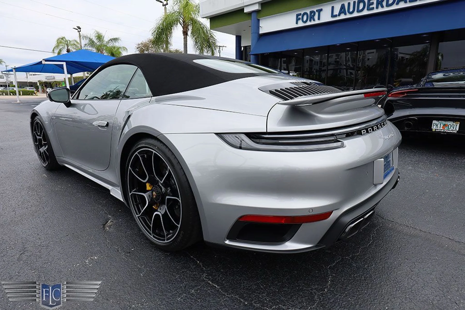 mph006_2232644514_used_2024_porsche_911_turboscabriolet_6305_22389429_7_1024_ae0777992b