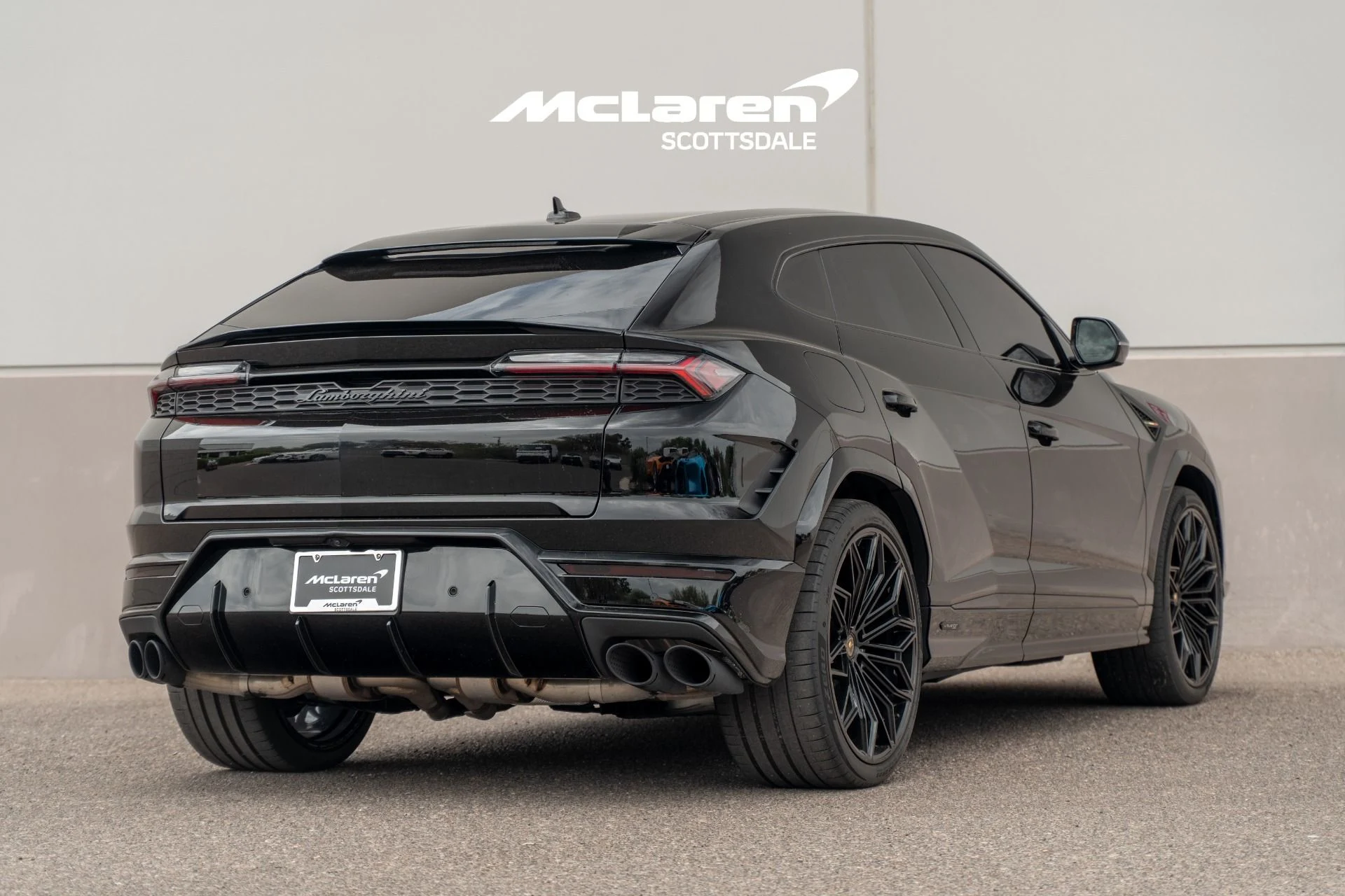 mph006_2232938637_Used_2025_LAMBORGHINI_URUS_SE_1786123267_ab137bc2b4