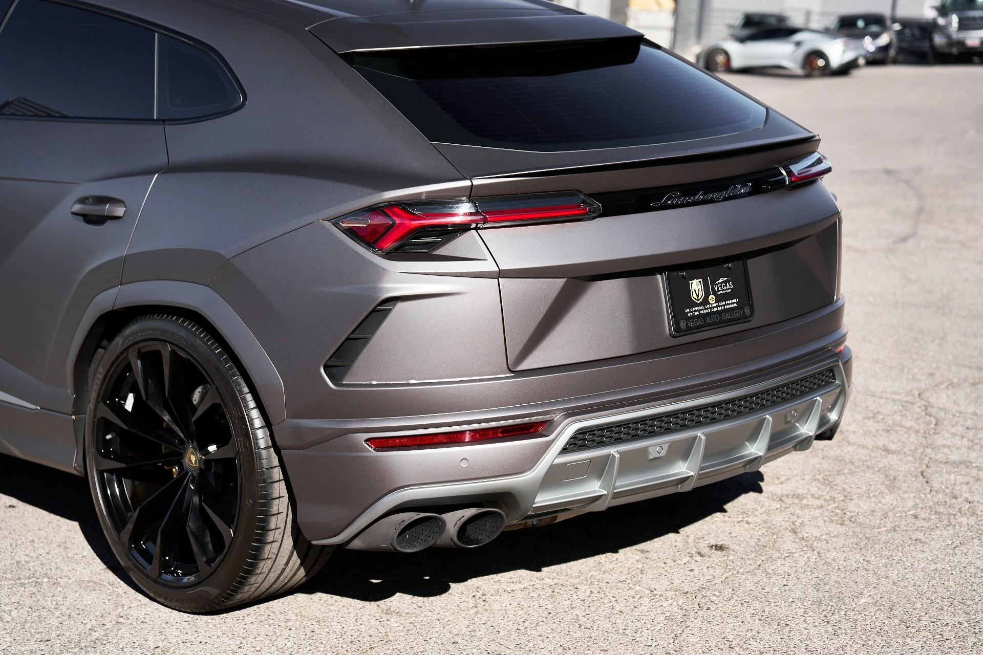 mph006_223315599_Used_2021_Lamborghini_Urus_Base_1758751729_eb53a168c9