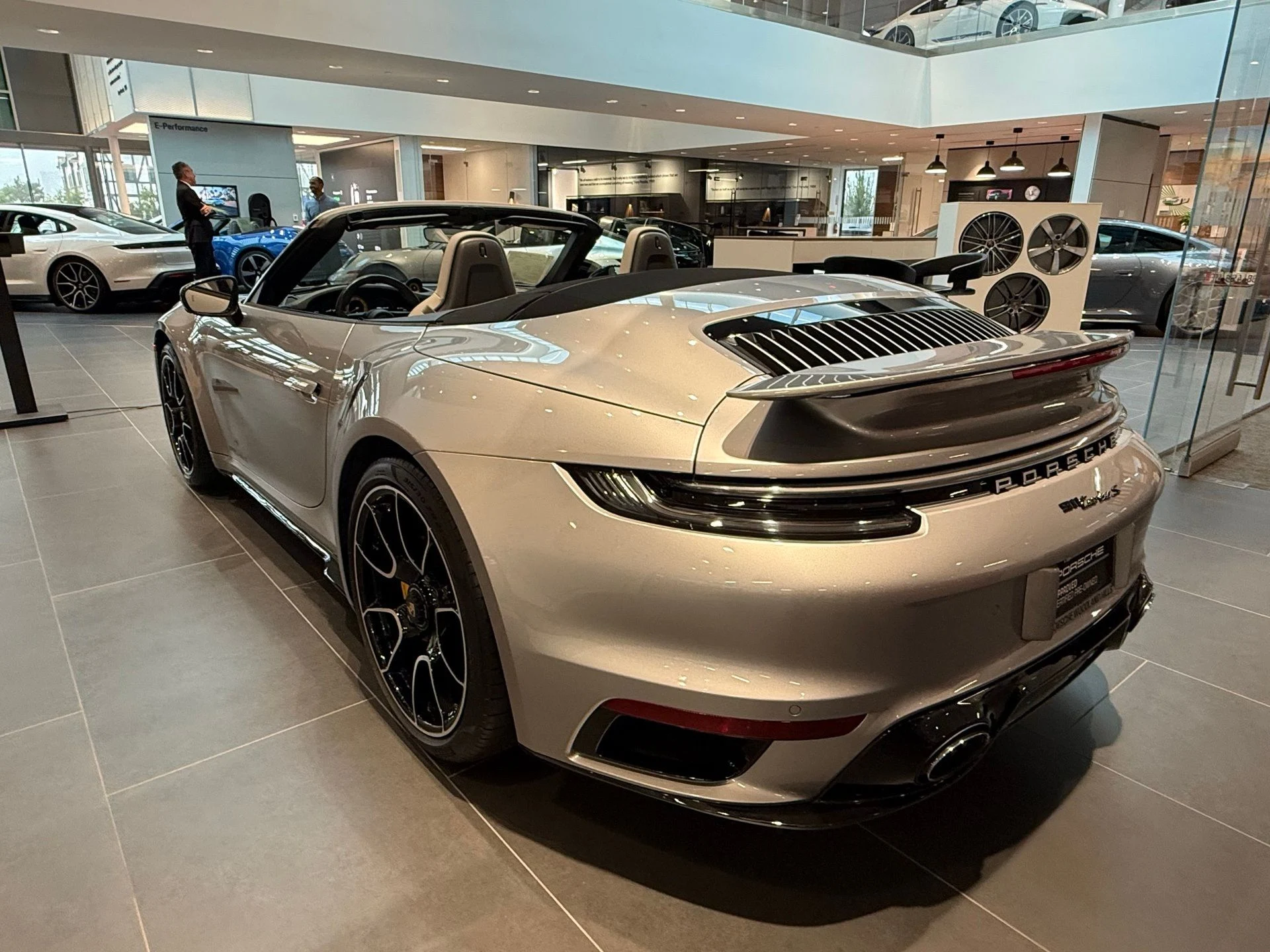 mph006_2240313321_b9281aad04d55bb110bb6bc96f61db86_b9c0cd1e36