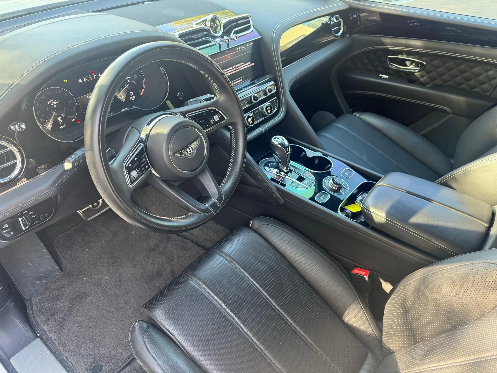 mph006_2245396327_504421364_69b8a240ee0268e08f621544_d978db8b75