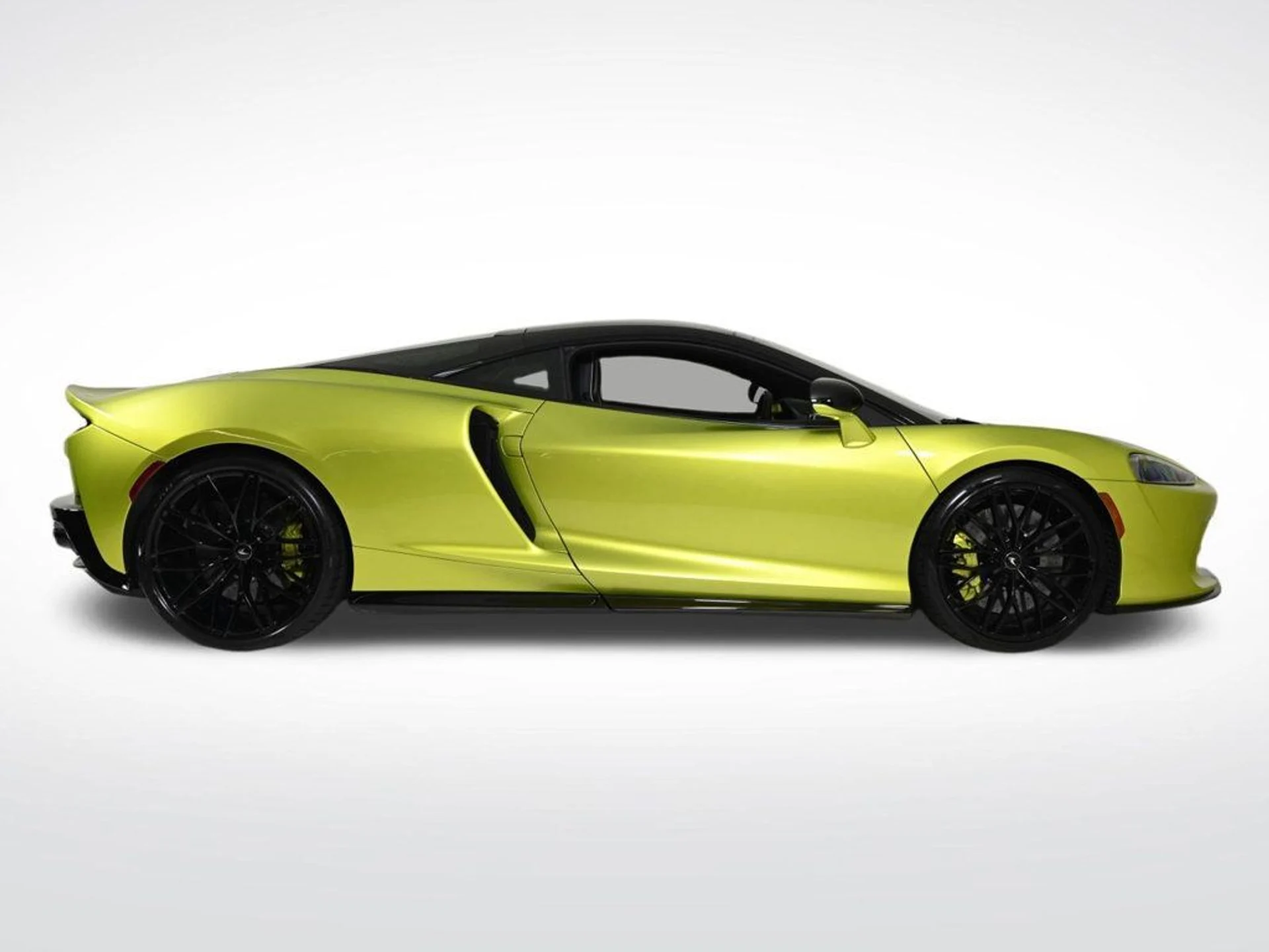 mph006_2257796772_used_2023_mclaren_gt_coupe_11350_22926200_6_1024_e11baeb829