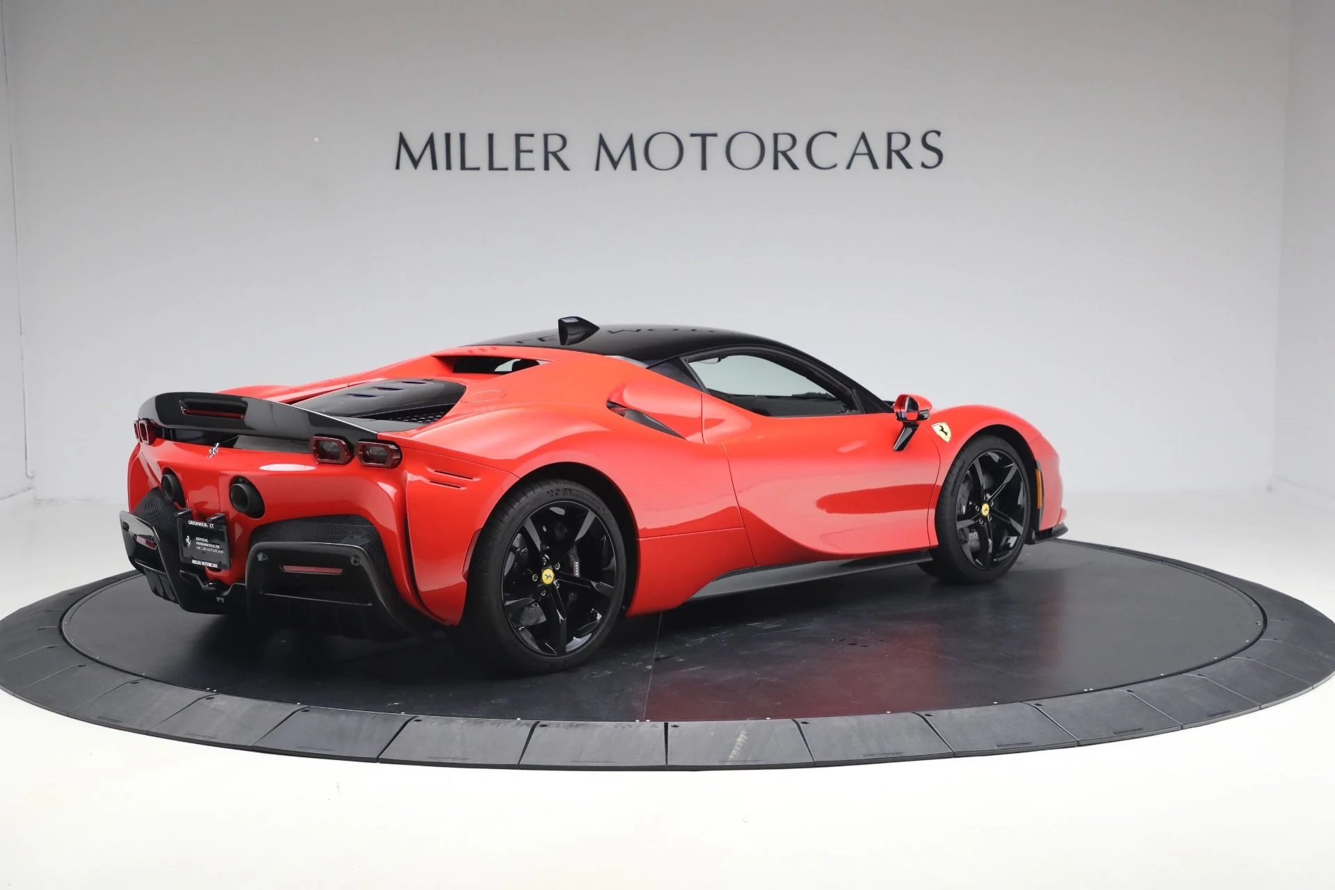 mph006_2269336193_Used_2023_Ferrari_SF_90_Stradale_1765397558_e978c7dce9