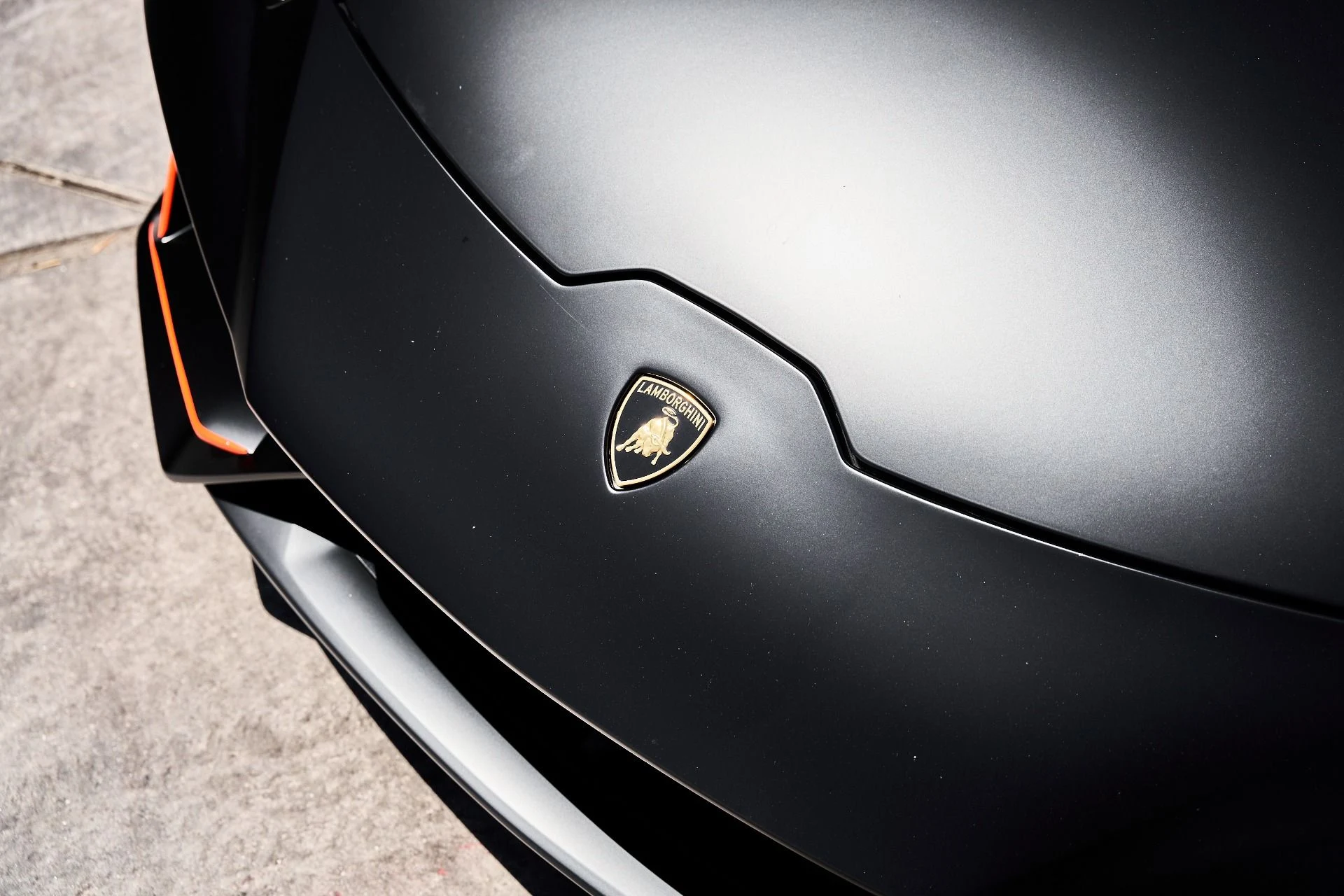 mph006_2275549640_Used_2024_Lamborghini_Huracan_EVO_Base_1778372598_1b344b68e4