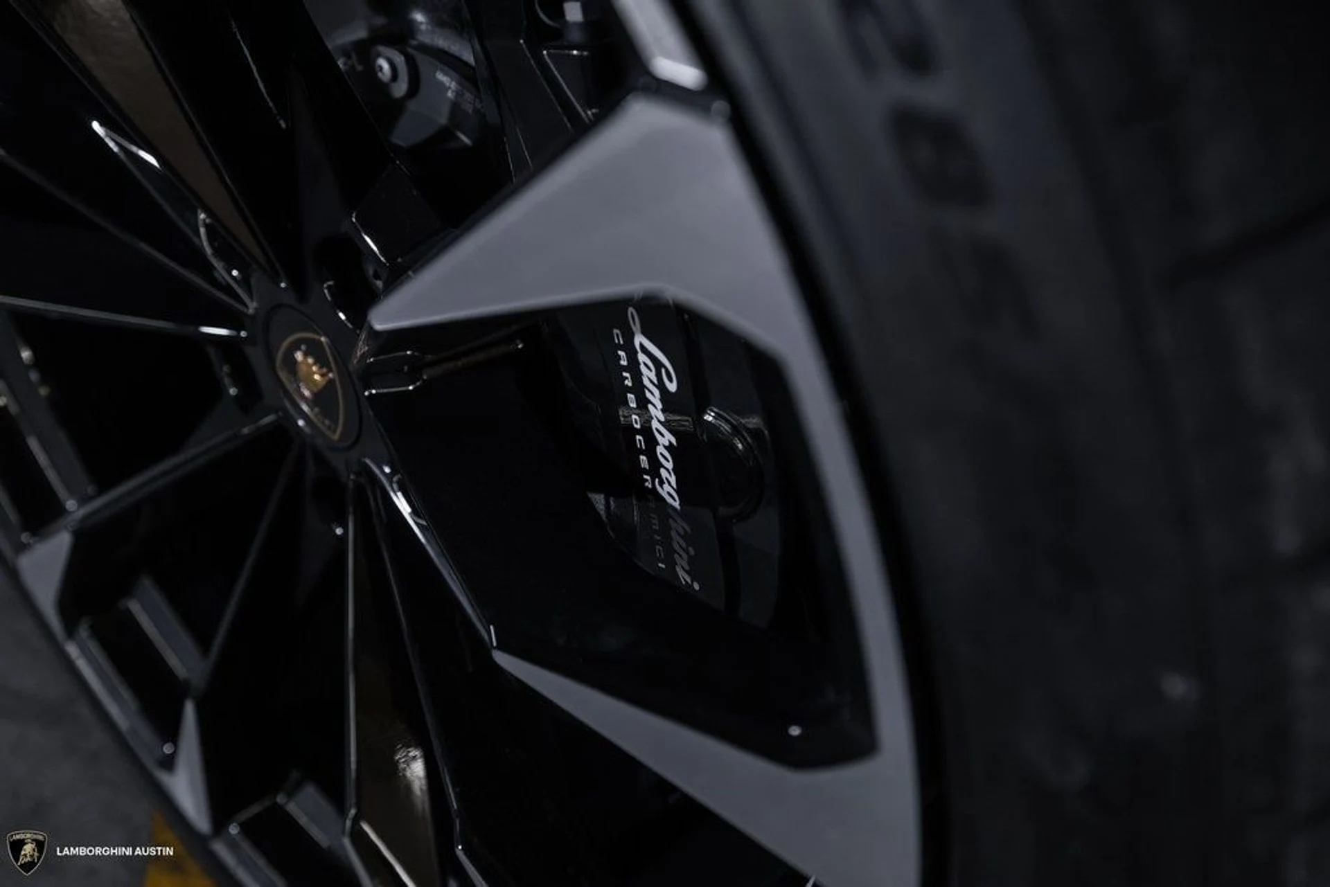 mph006_2277343257_f54e63f8db4919f06c9c9736b645c5aax_5d1376a5c5