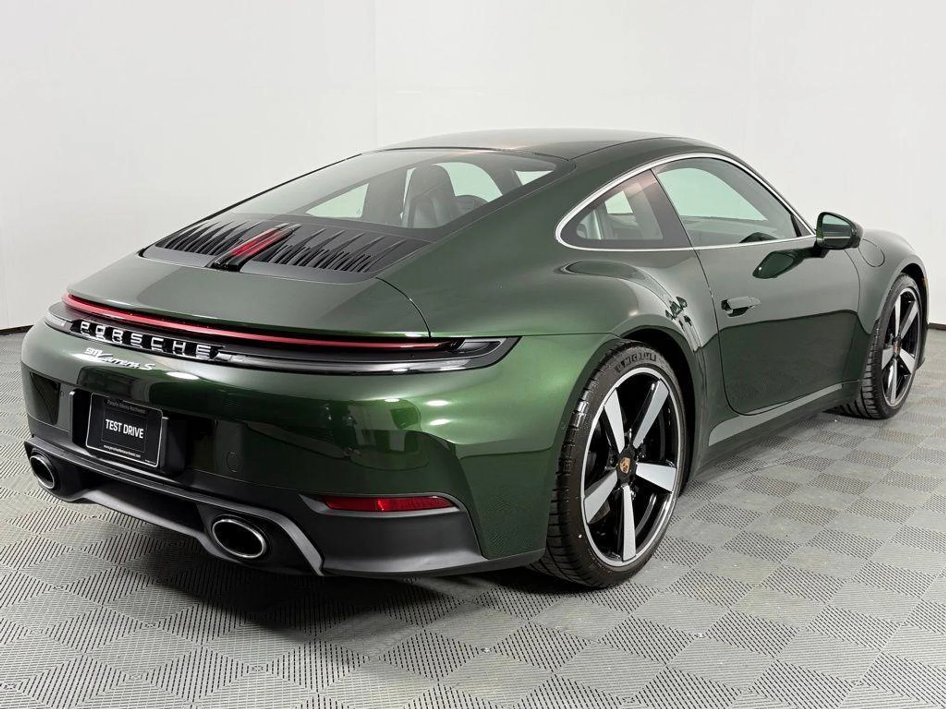 mph006_2277805335_g_Dqdttgqtw_D_Fliue_Oezif_Kyj_UH_4_ca08d52015