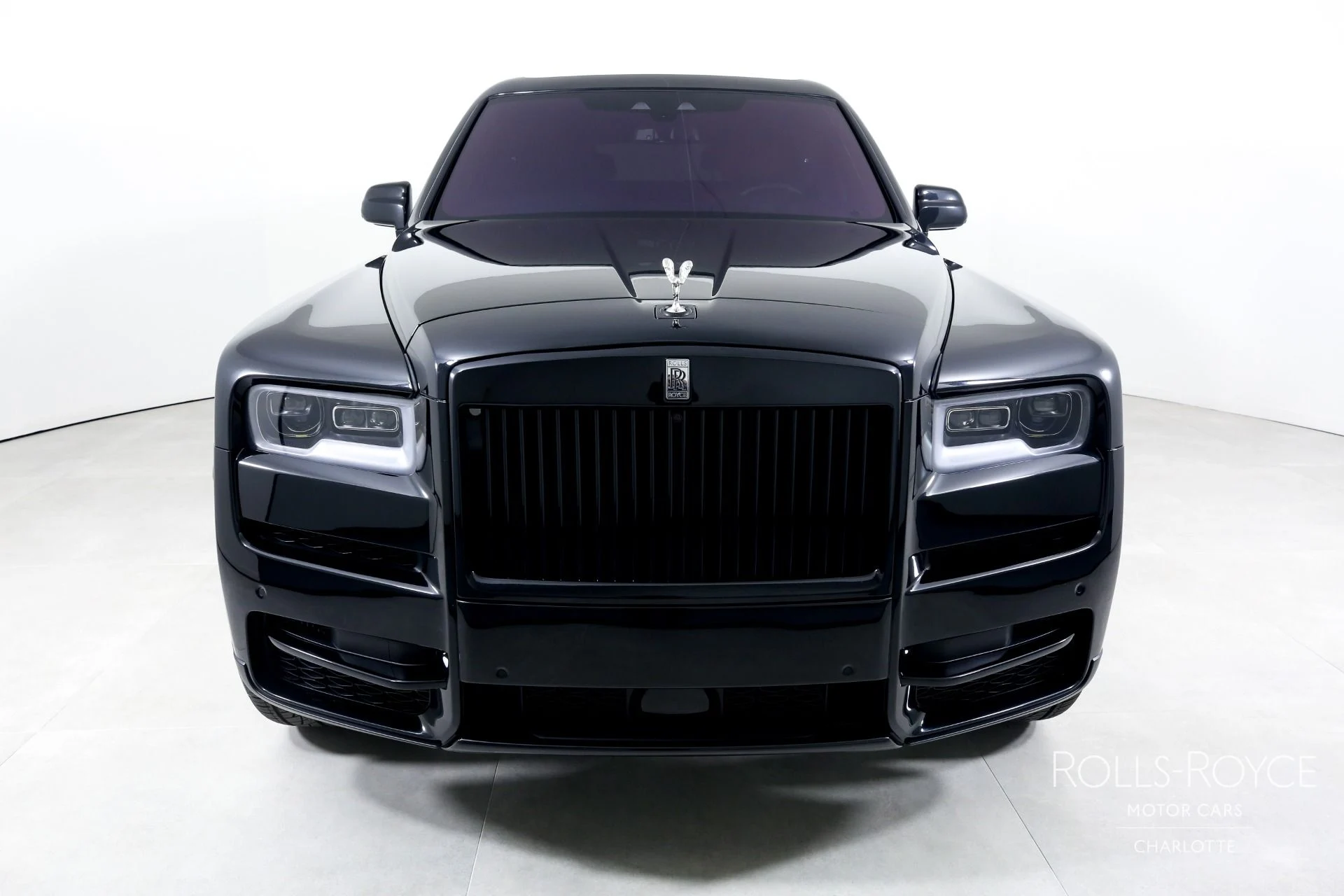 mph006_2280275019_Used_2022_Rolls_Royce_Cullinan_1692834751_b275c48939