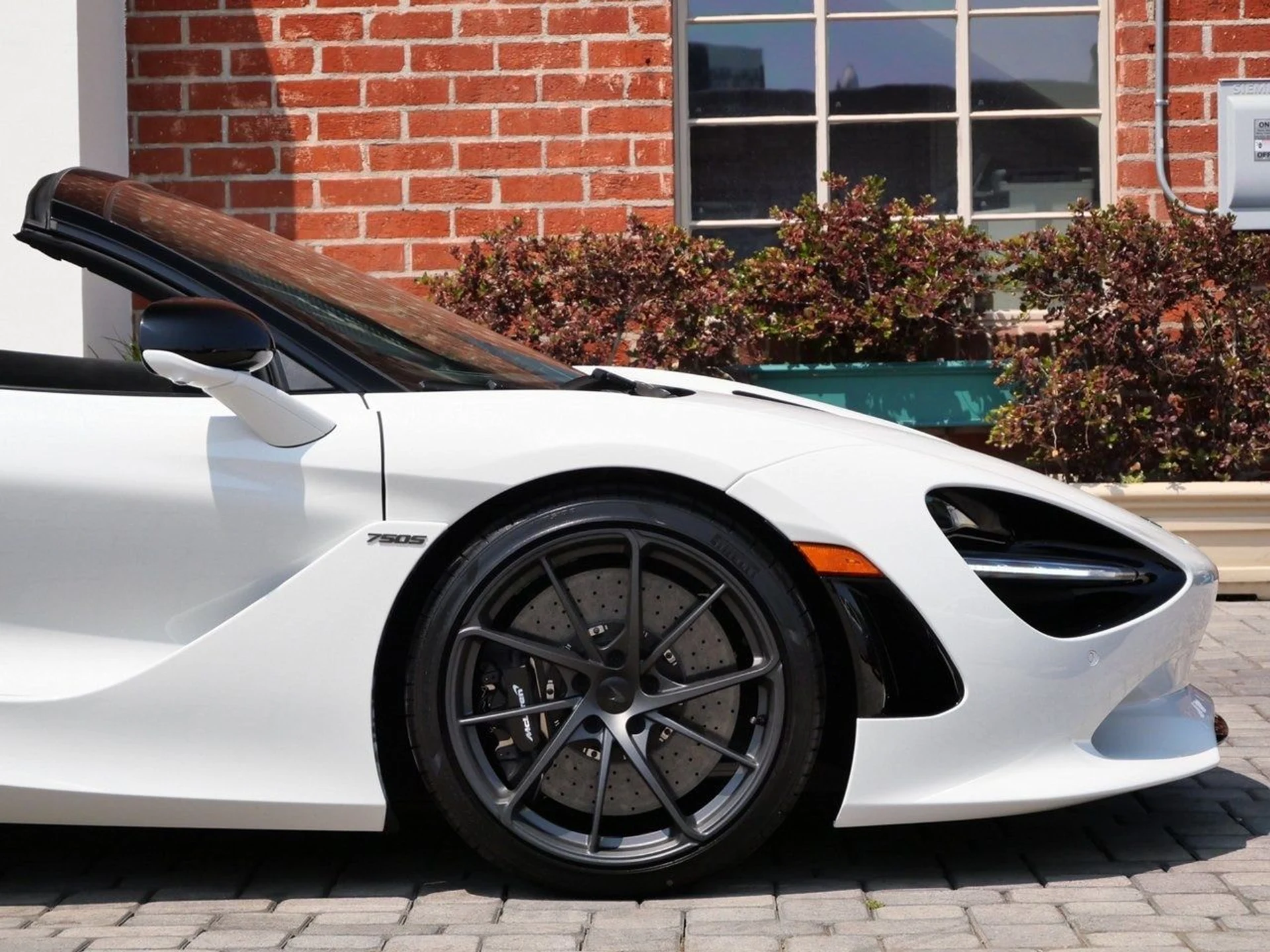 mph006_2284069130_ec4d3b3bdde153b763a8db79f9aa6307x_67cae14d58