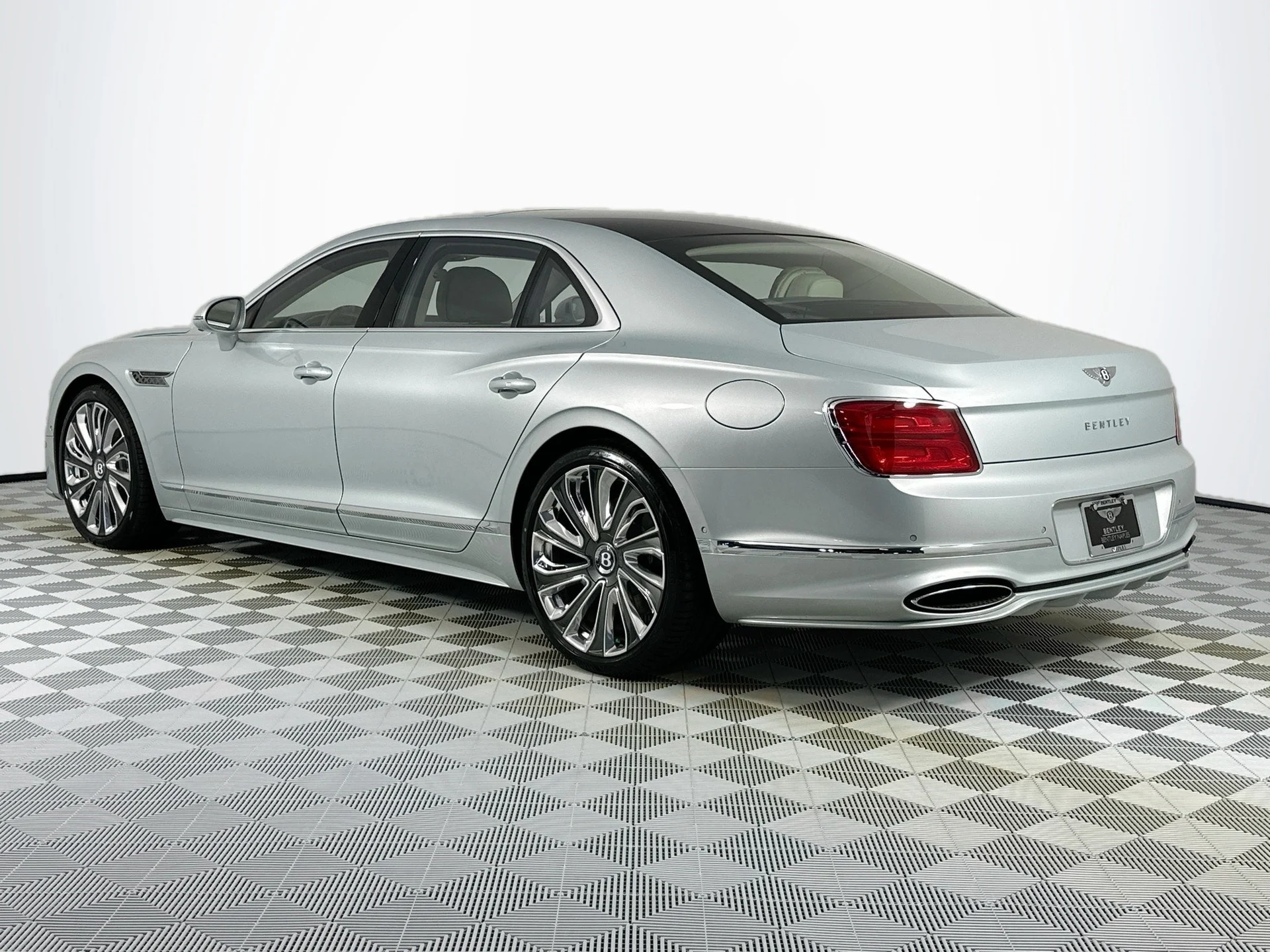 mph006_2286082507_7_e3bbe286a5