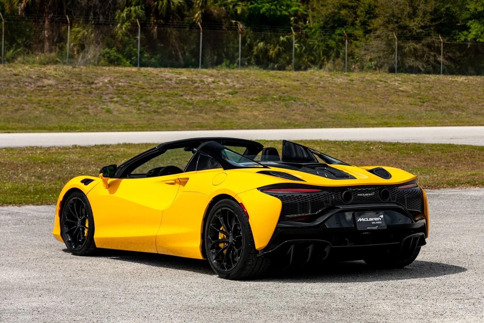 mph006_2296948372_New_2025_Mc_Laren_Artura_Spider_Tech_Lux_a0474f8865