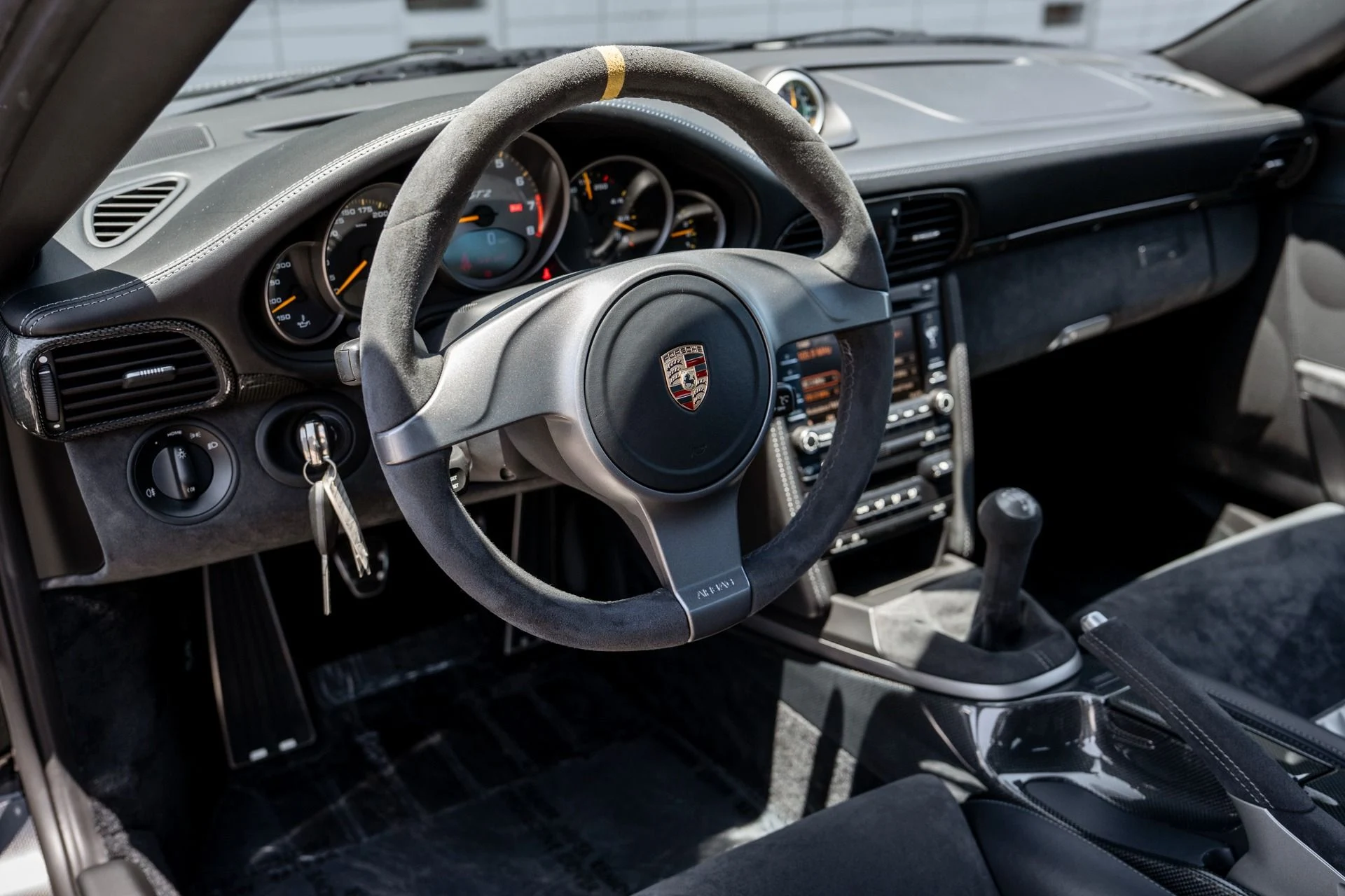 mph006_230001470_Used_2011_Porsche_911_GT_2_RS_1752601690_ce42e4a163
