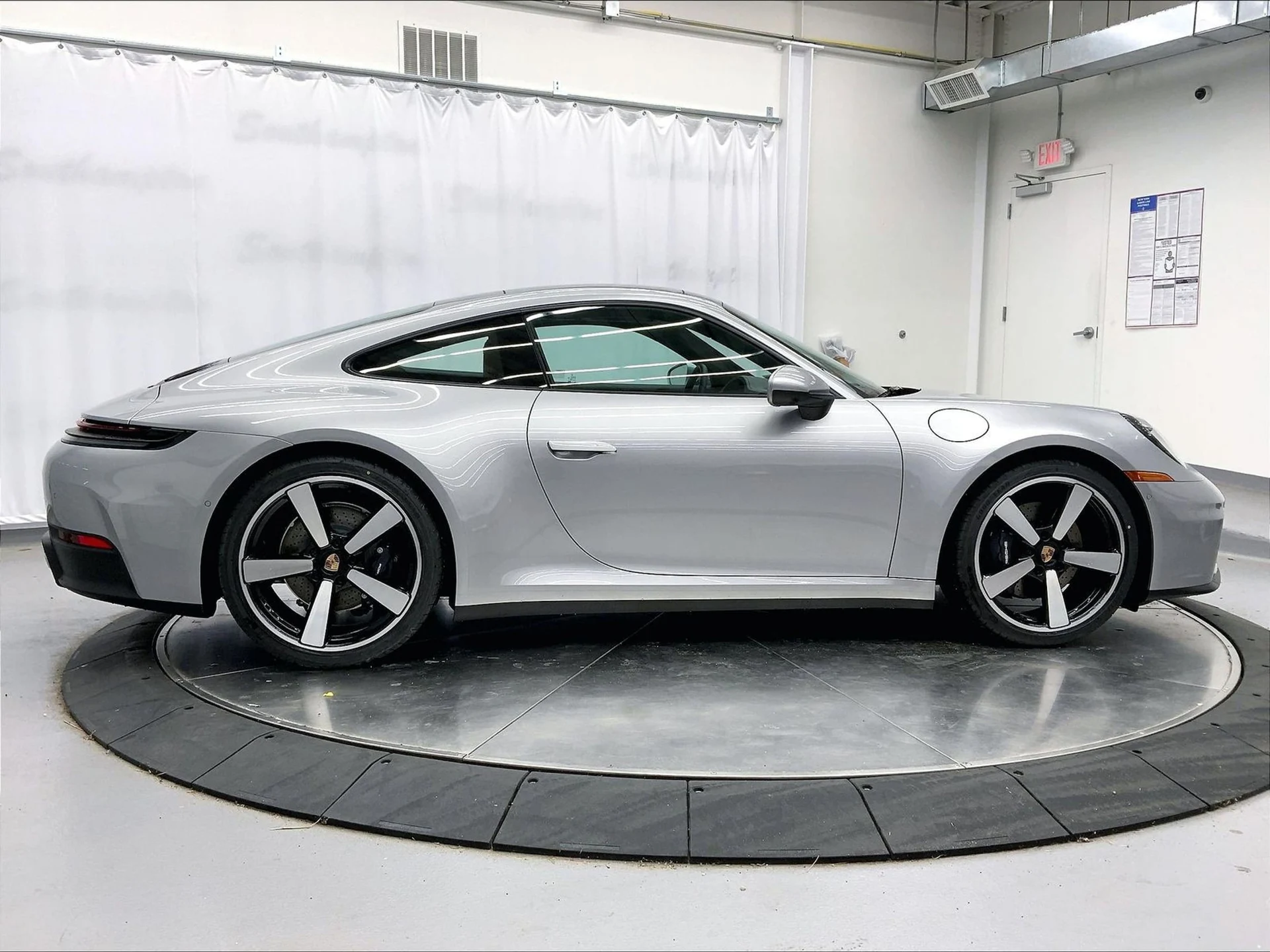 mph006_230317351_294fa554ba3483cfa9f4d26dea3d8eaex_964716345d