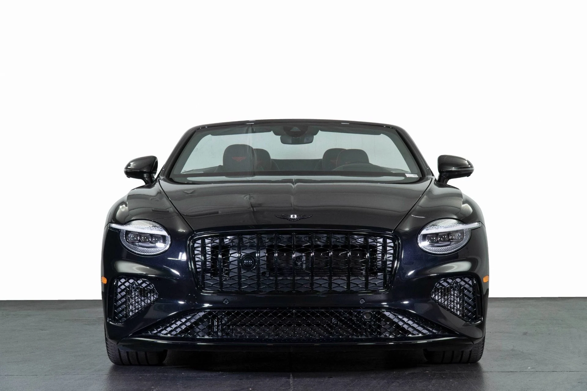 mph006_2306407876_New_2026_Bentley_Continental_GTC_Azure_1777565984_8666031260