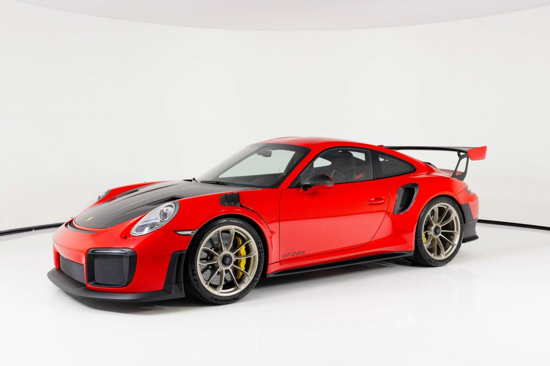 mph006_2308633834_Used_2019_Porsche_911_GT_2_RS_1761868462_fecbe6043e